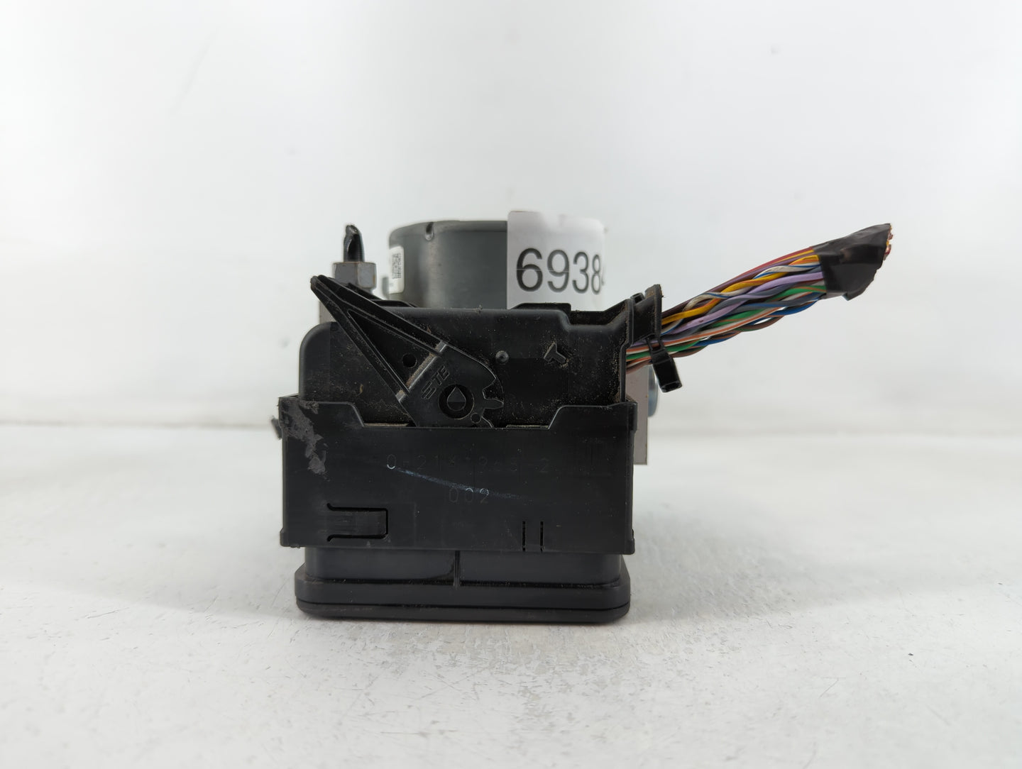 2019-2020 Ford Fusion ABS Pump Control Module Replacement P/N:KG9C-2B373-LD Fits Fits 2019 2020 OEM Used Auto Parts - Oemuse