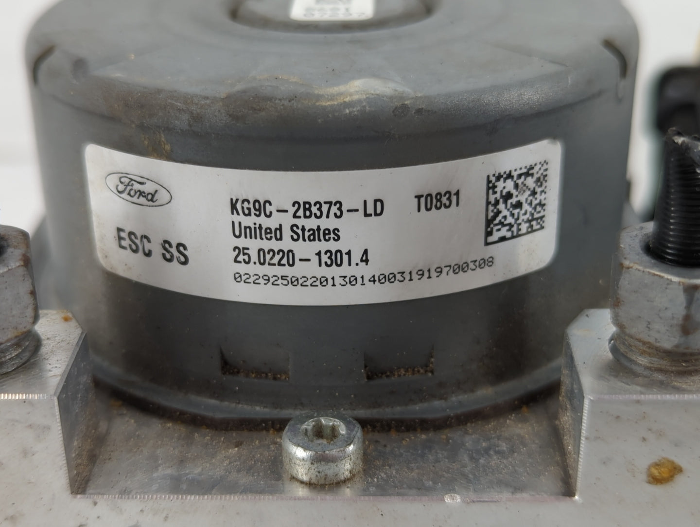 2019-2020 Ford Fusion ABS Pump Control Module Replacement P/N:KG9C-2B373-LD Fits Fits 2019 2020 OEM Used Auto Parts - Oemuse