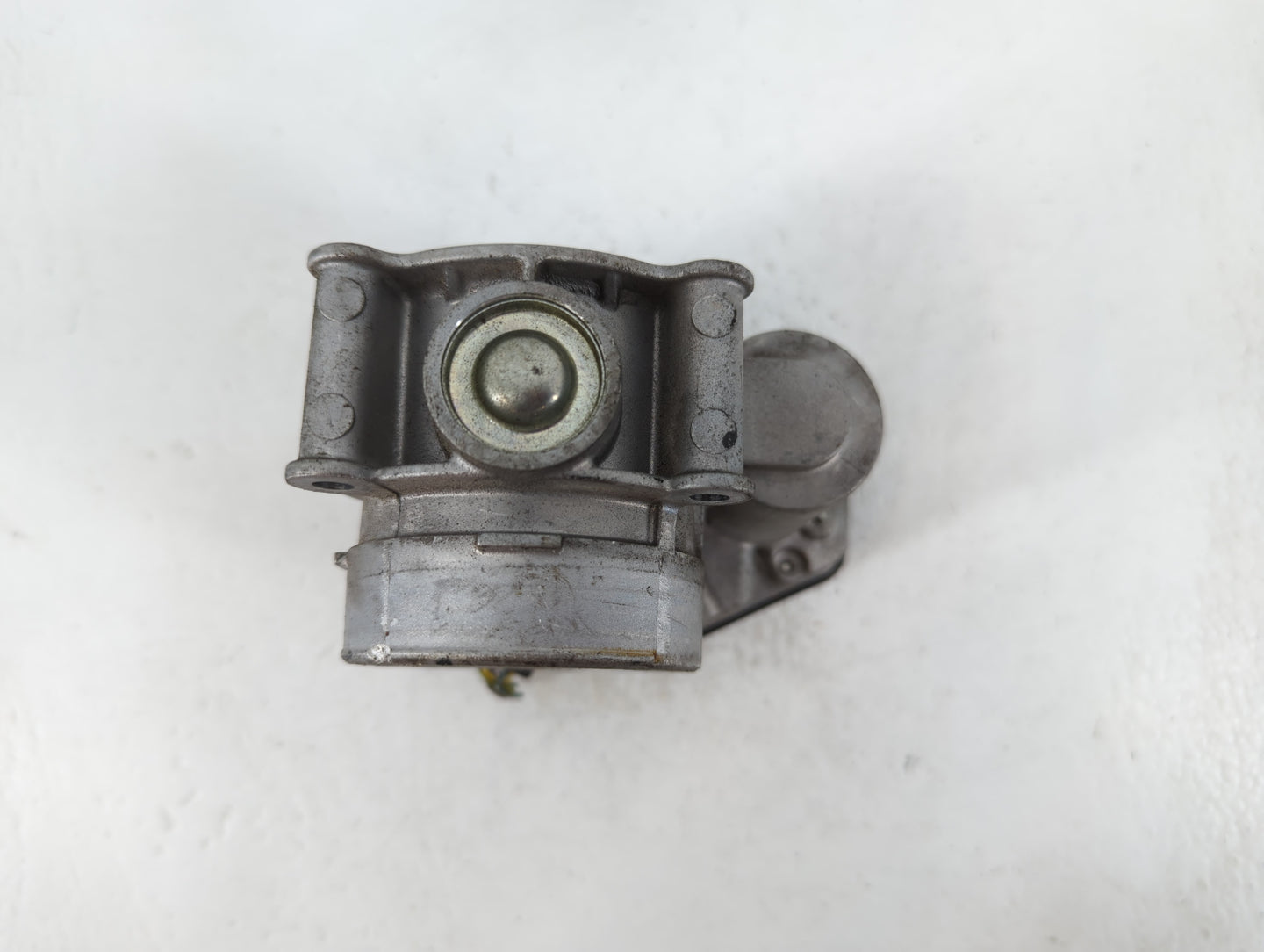 2013-2020 Ford Fusion Throttle Body P/N:01830B-1034 Fits Fits 2013 2014 2015 2016 2017 2018 2019 2020 2021 2022 OEM Used Aut