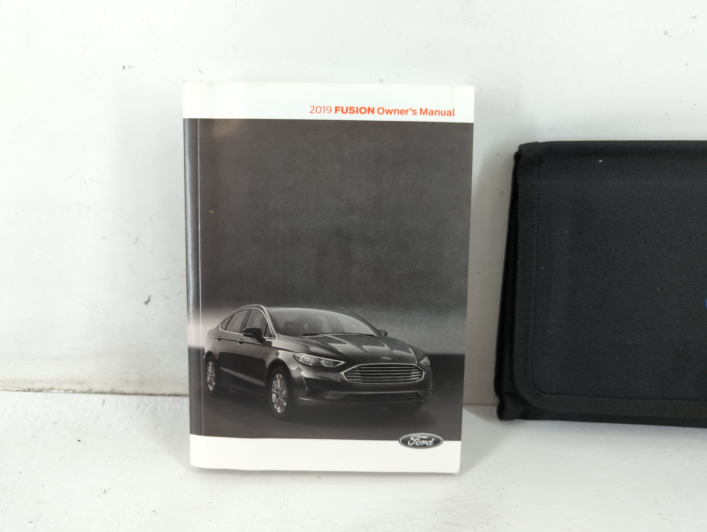 2019 Ford Fusion Owners Manual Book Guide P/N:KE5J 19A321 AB OEM Used Auto Parts - Oemusedautoparts1.com