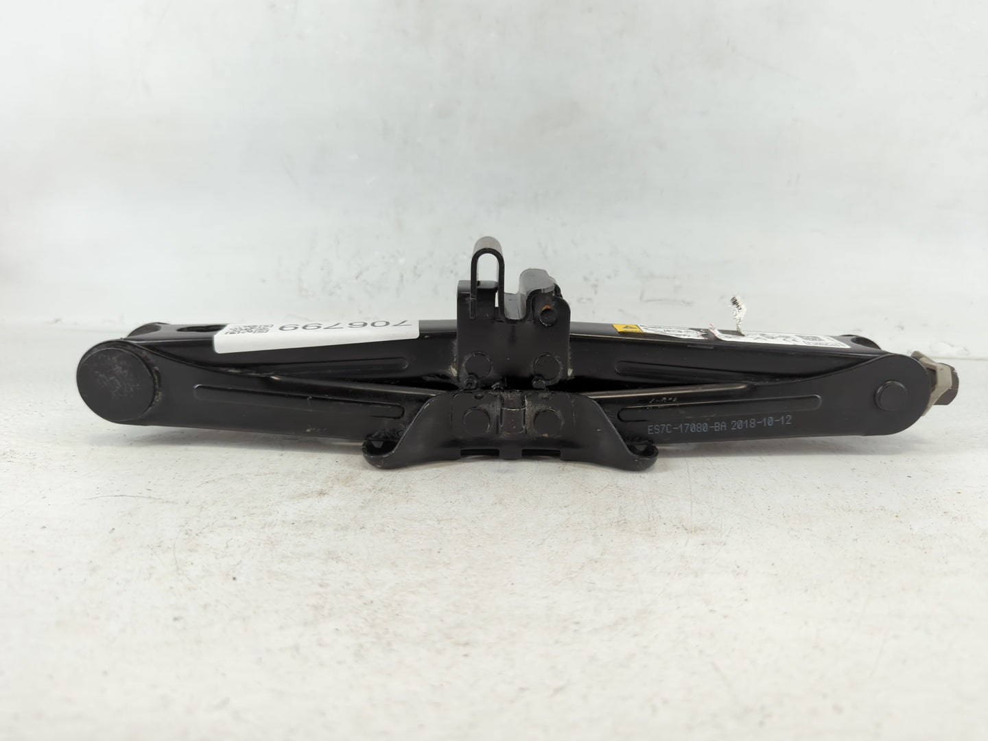 2019 Ford Fusion Spare Scissor Car Jack - Oemusedautoparts1.com