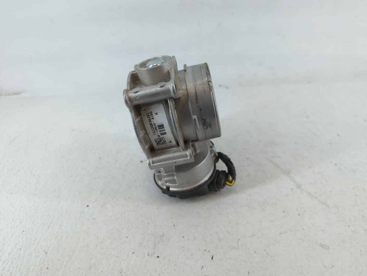 2013-2020 Ford Fusion Throttle Body P/N:182953007791 DS7E-9F991-AK Fits Fits 2013 2014 2015 2016 2017 2018 2019 2020 2021 20