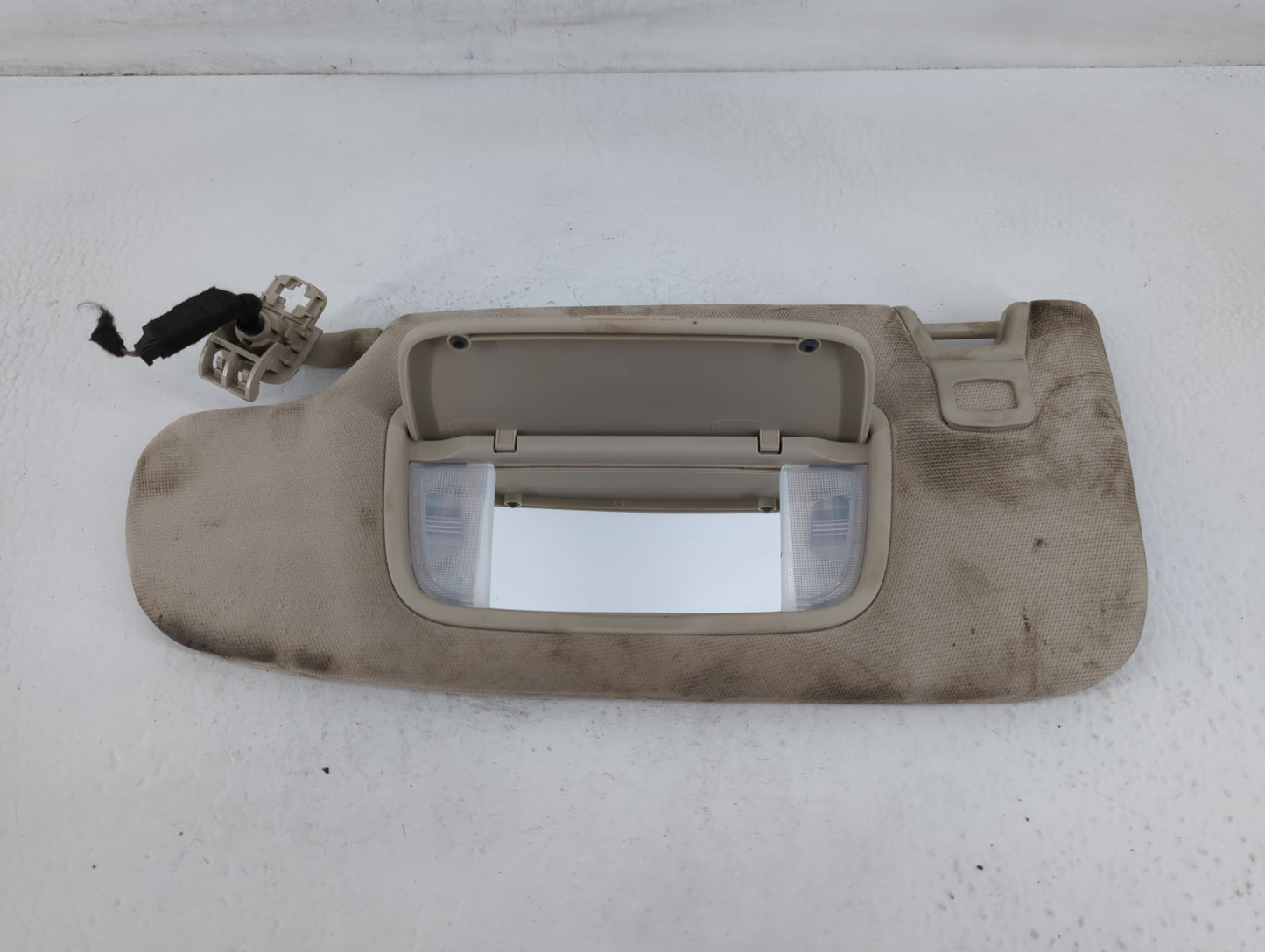 2017-2020 Ford Fusion Sun Visor Shade Replacement Driver Left Mirror Fits Fits 2017 2018 2019 2020 OEM Used Auto Parts - Oem