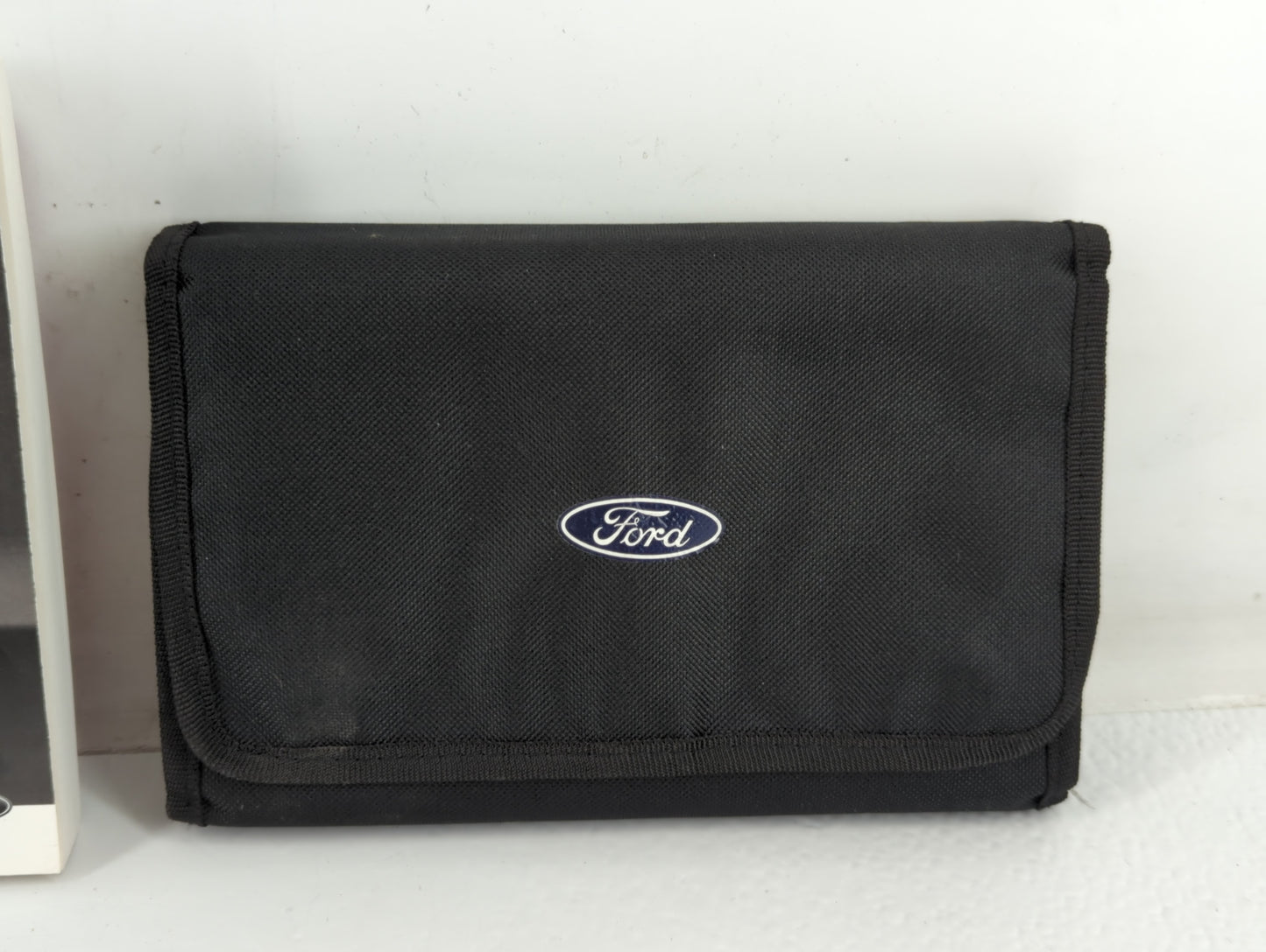 2019 Ford Fusion Owners Manual Book Guide P/N:KE5J 19A321 HA OEM Used Auto Parts - Oemusedautoparts1.com