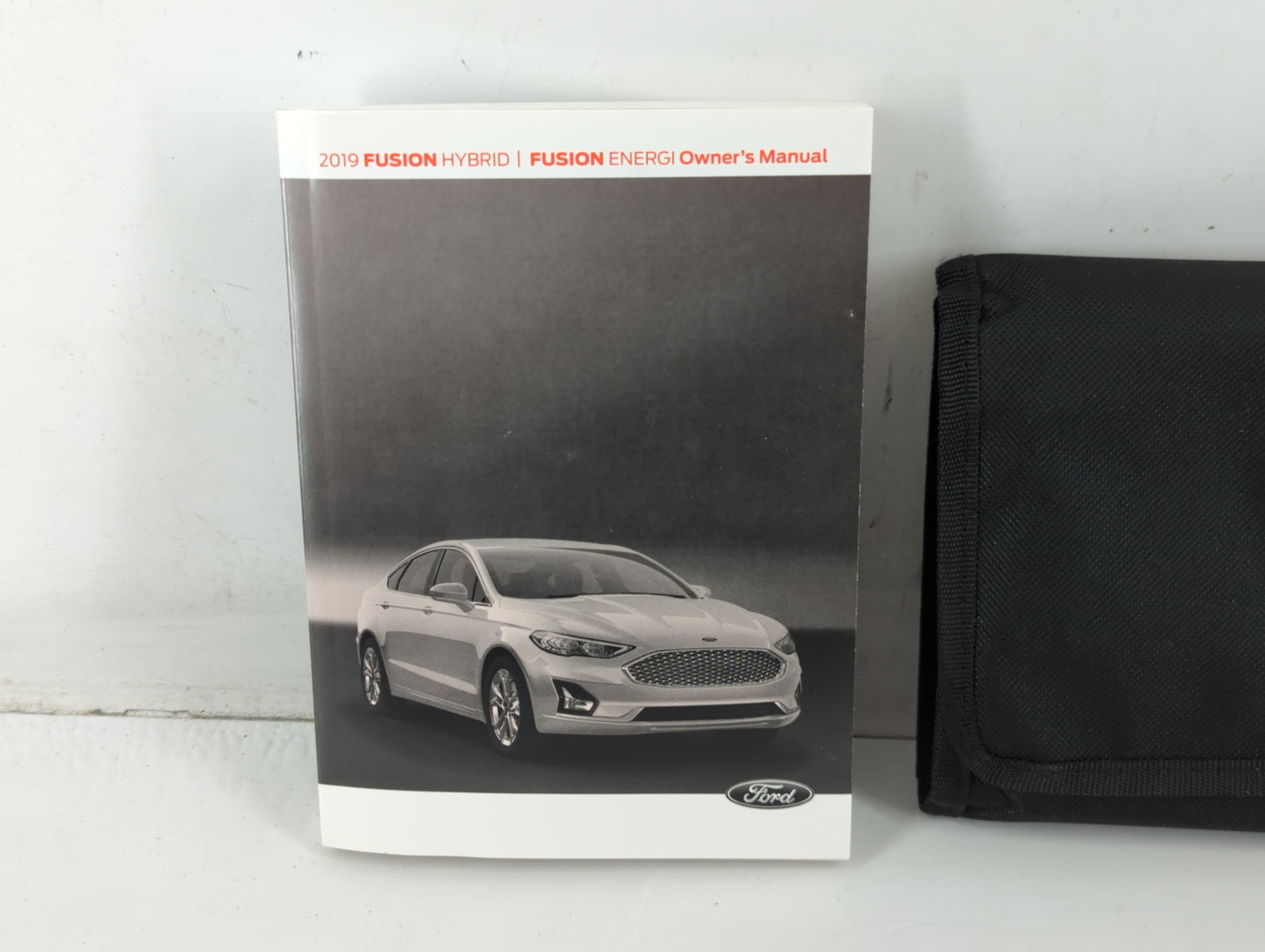 2019 Ford Fusion Owners Manual Book Guide P/N:KE5J 19A321 HA OEM Used Auto Parts - Oemusedautoparts1.com