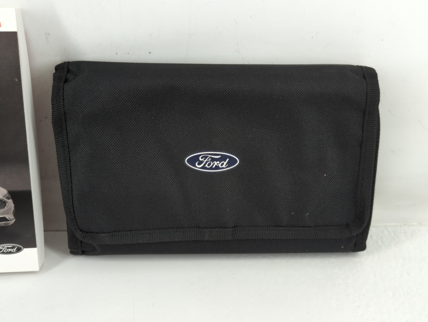 2019 Ford Fusion Owners Manual Book Guide P/N:KE5J 19A321 HA OEM Used Auto Parts - Oemusedautoparts1.com