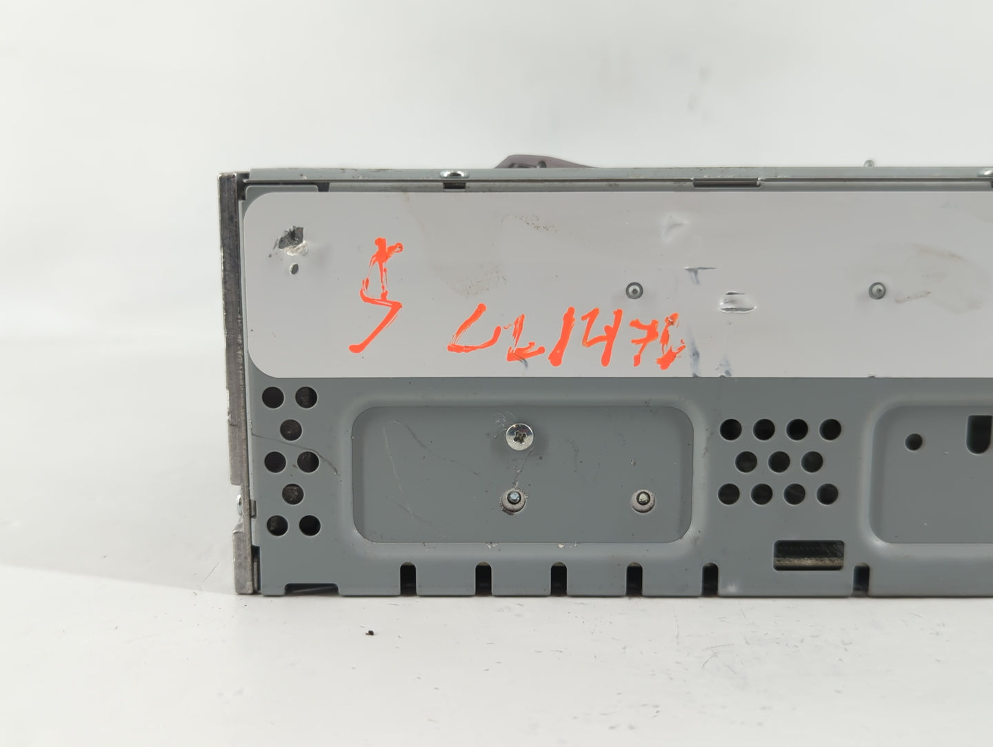 2017-2020 Ford Fusion Am Fm Cd Player Radio Receiver - Oemusedautoparts1.com