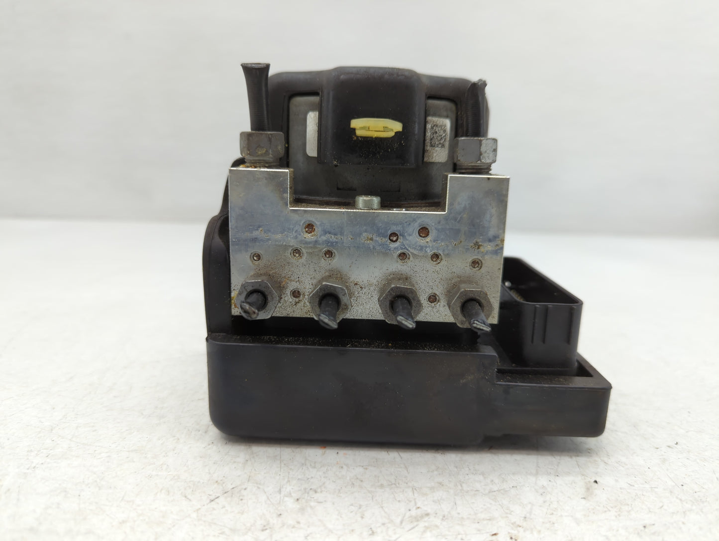 2019-2020 Ford Fusion ABS Pump Control Module Replacement P/N:KG9C-2B373-CC Fits Fits 2019 2020 OEM Used Auto Parts - Oemuse