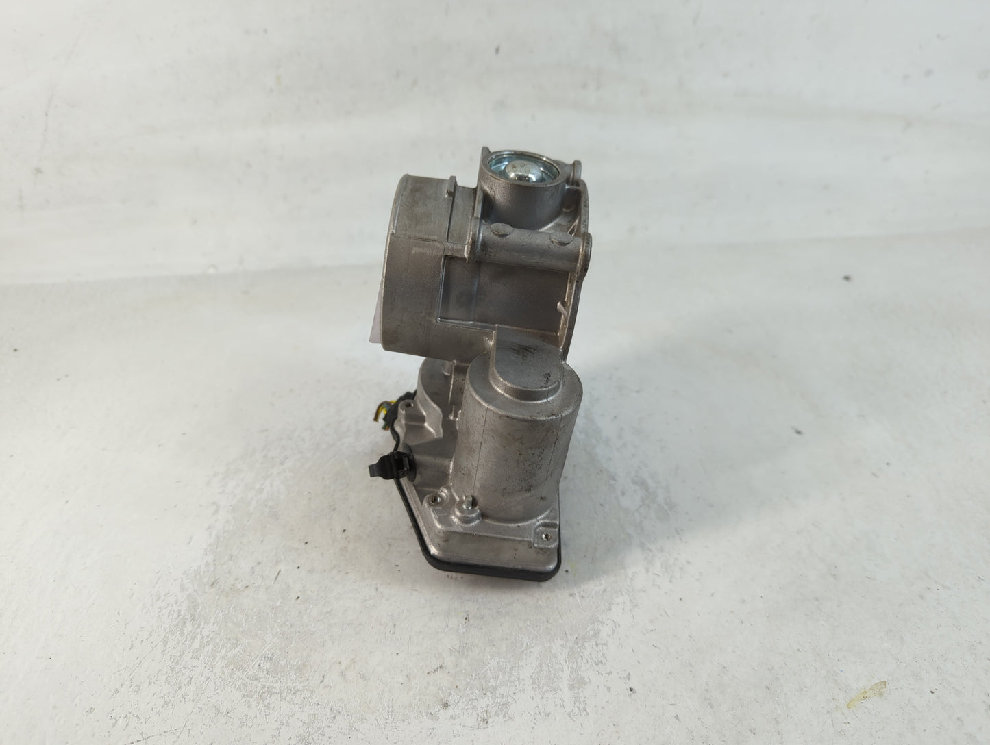 2013-2020 Ford Fusion Throttle Body P/N:DS7E-9F991-AK Fits Fits 2013 2014 2015 2016 2017 2018 2019 2020 2021 2022 OEM Used A