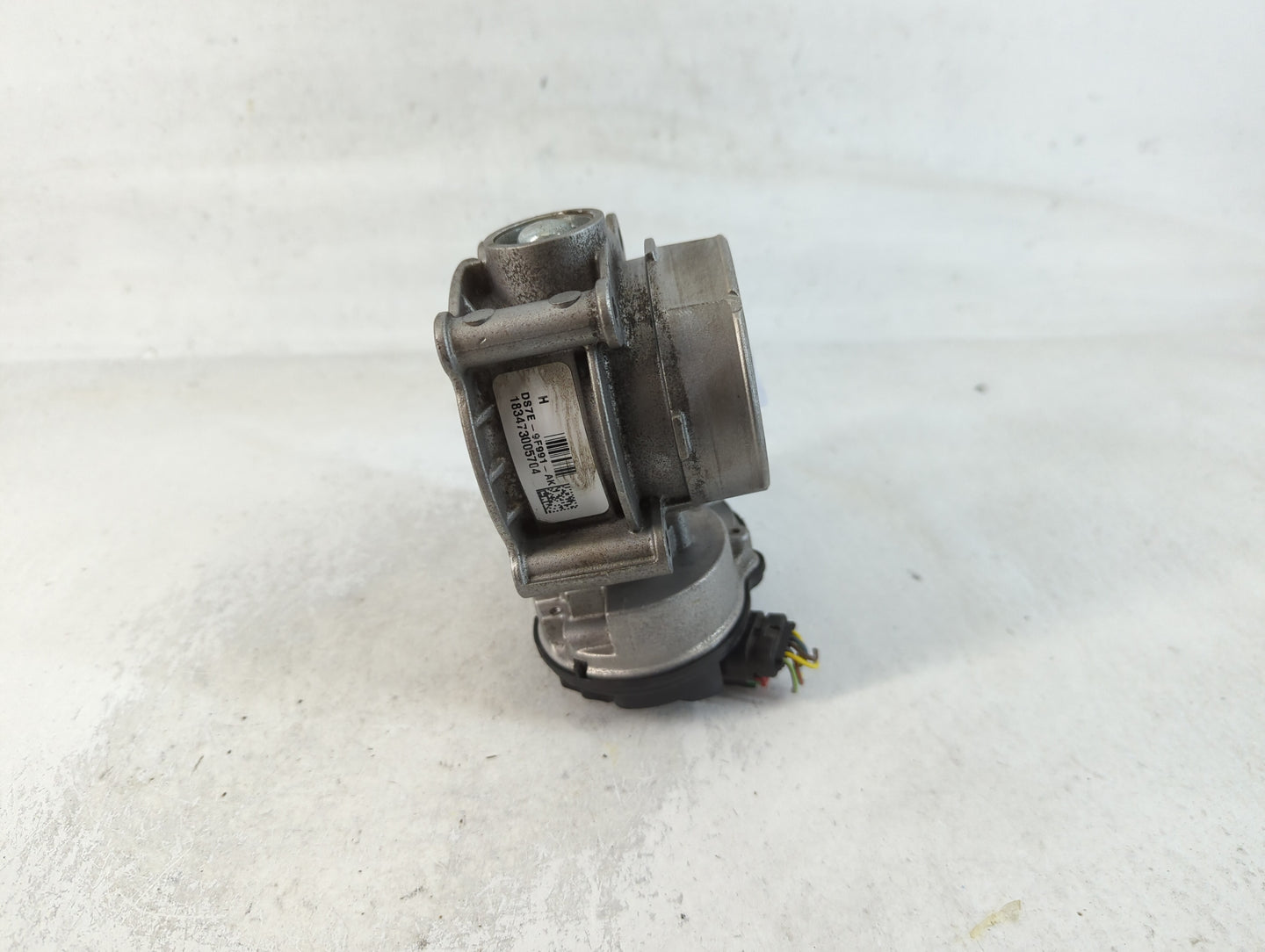 2013-2020 Ford Fusion Throttle Body P/N:DS7E-9F991-AK Fits Fits 2013 2014 2015 2016 2017 2018 2019 2020 2021 2022 OEM Used A
