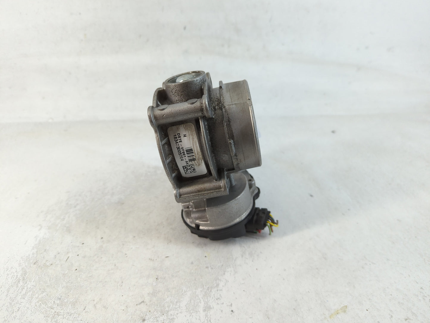2013-2020 Ford Fusion Throttle Body P/N:DS7E-9F991-AK Fits Fits 2013 2014 2015 2016 2017 2018 2019 2020 2021 2022 OEM Used A