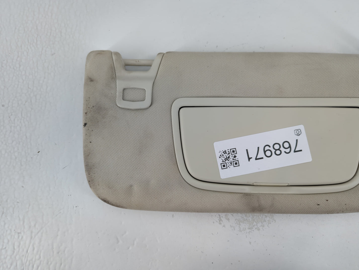 2017-2020 Ford Fusion Sun Visor Shade Replacement Passenger Right Mirror Fits Fits 2017 2018 2019 2020 OEM Used Auto Parts -