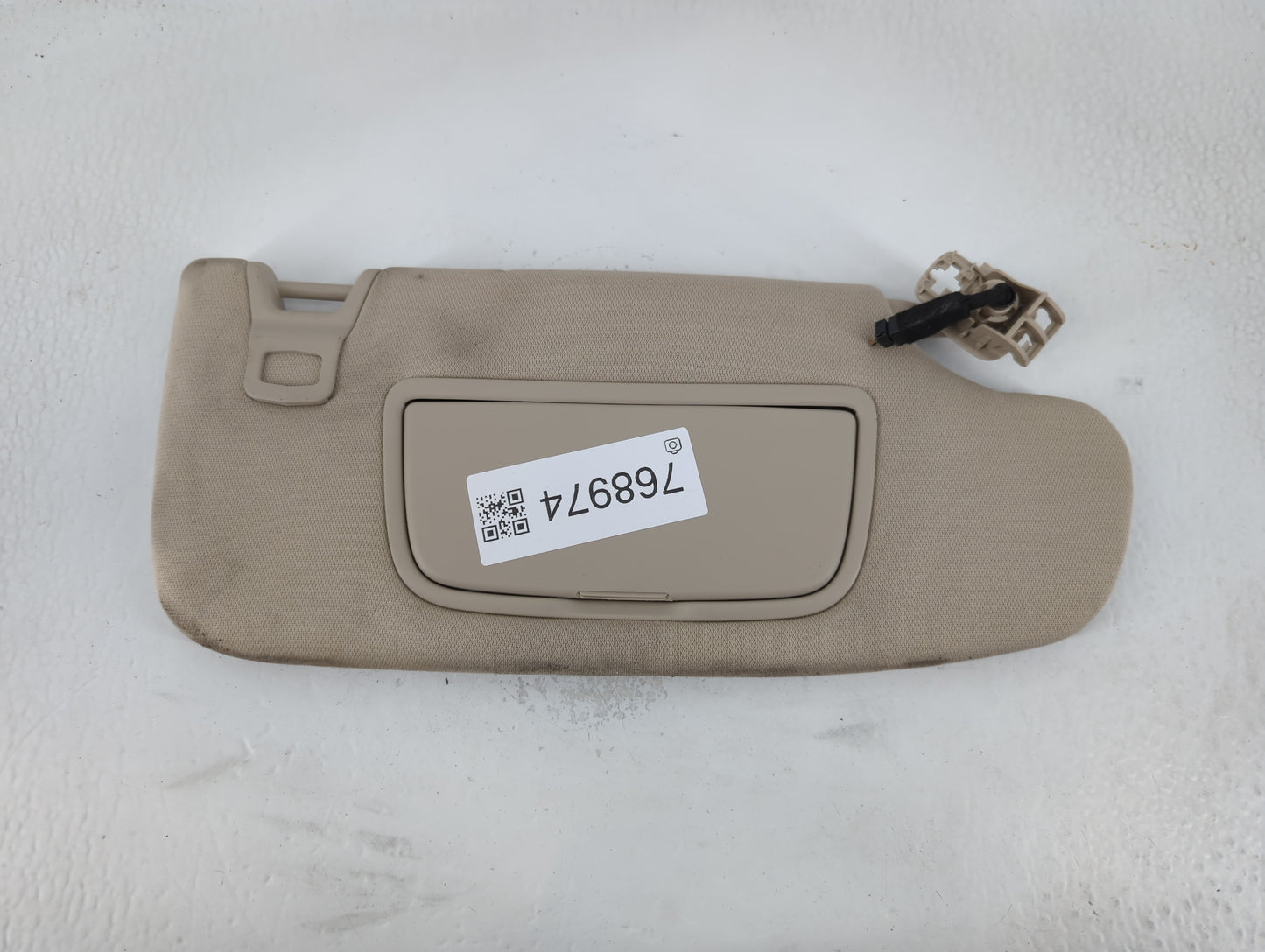 2017-2020 Ford Fusion Sun Visor Shade Replacement Passenger Right Mirror Fits Fits 2017 2018 2019 2020 OEM Used Auto Parts -