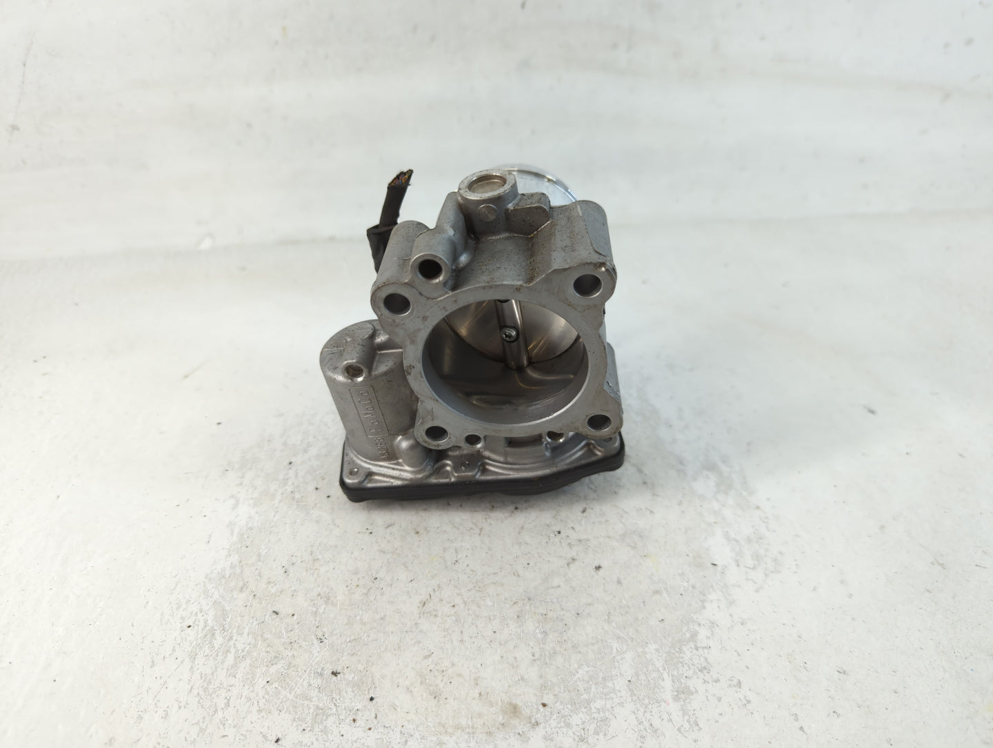 2014-2020 Ford Fusion Throttle Body P/N:B19 022 4246 DS7G-9F991-CA Fits Fits 2014 2015 2016 2017 2018 2019 2020 OEM Used Aut