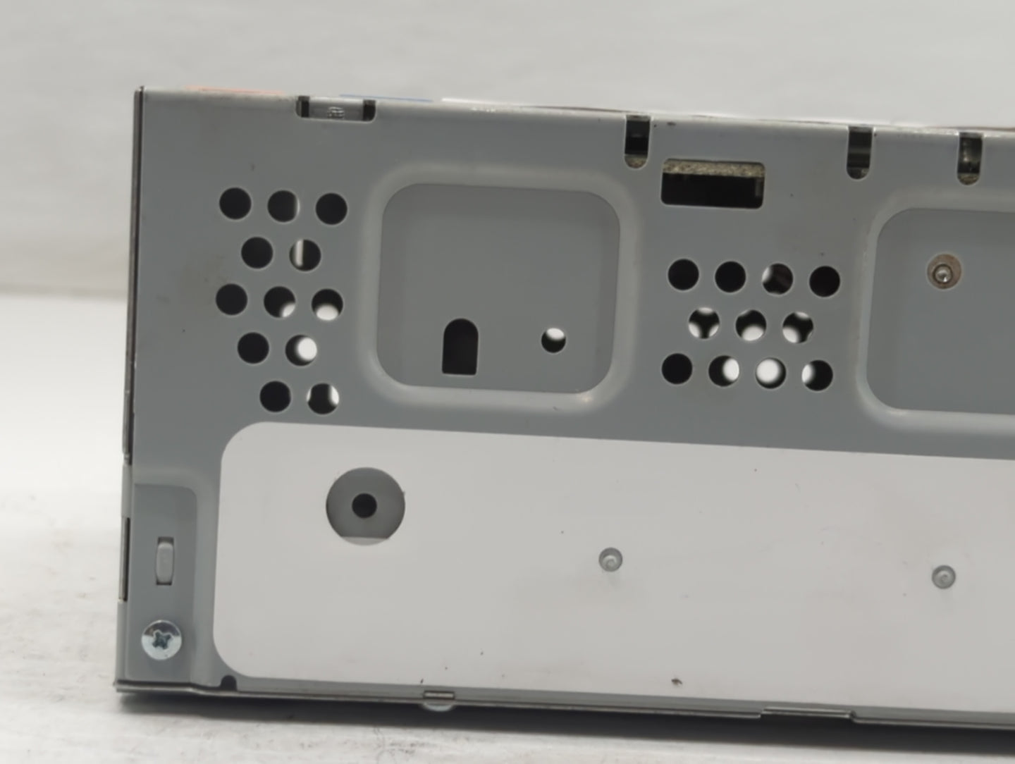 2016-2020 Ford Fusion Radio AM FM Cd Player Receiver Replacement P/N:CQ-HJ16N04MB Fits OEM Used Auto Parts - Oemusedautopart