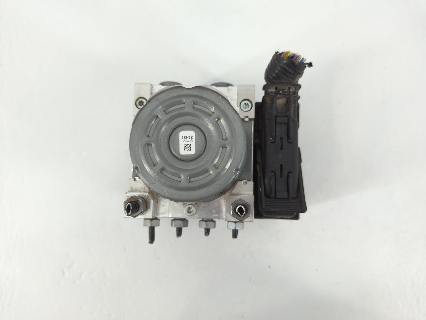 2019-2020 Ford Fusion ABS Pump Control Module Replacement P/N:KG9C-2B373-KC Fits Fits 2019 2020 OEM Used Auto Parts - Oemuse