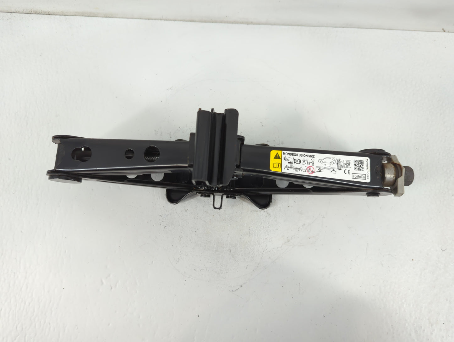 2019 Ford Fusion Spare Scissor Car Jack - Oemusedautoparts1.com