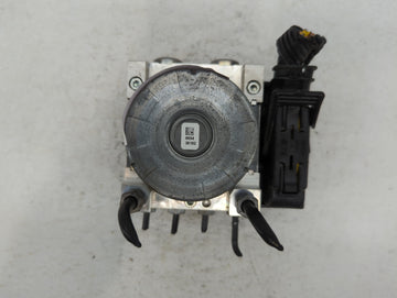 2019-2020 Ford Fusion ABS Pump Control Module Replacement P/N:KG9C-2B373-CC Fits Fits 2019 2020 OEM Used Auto Parts