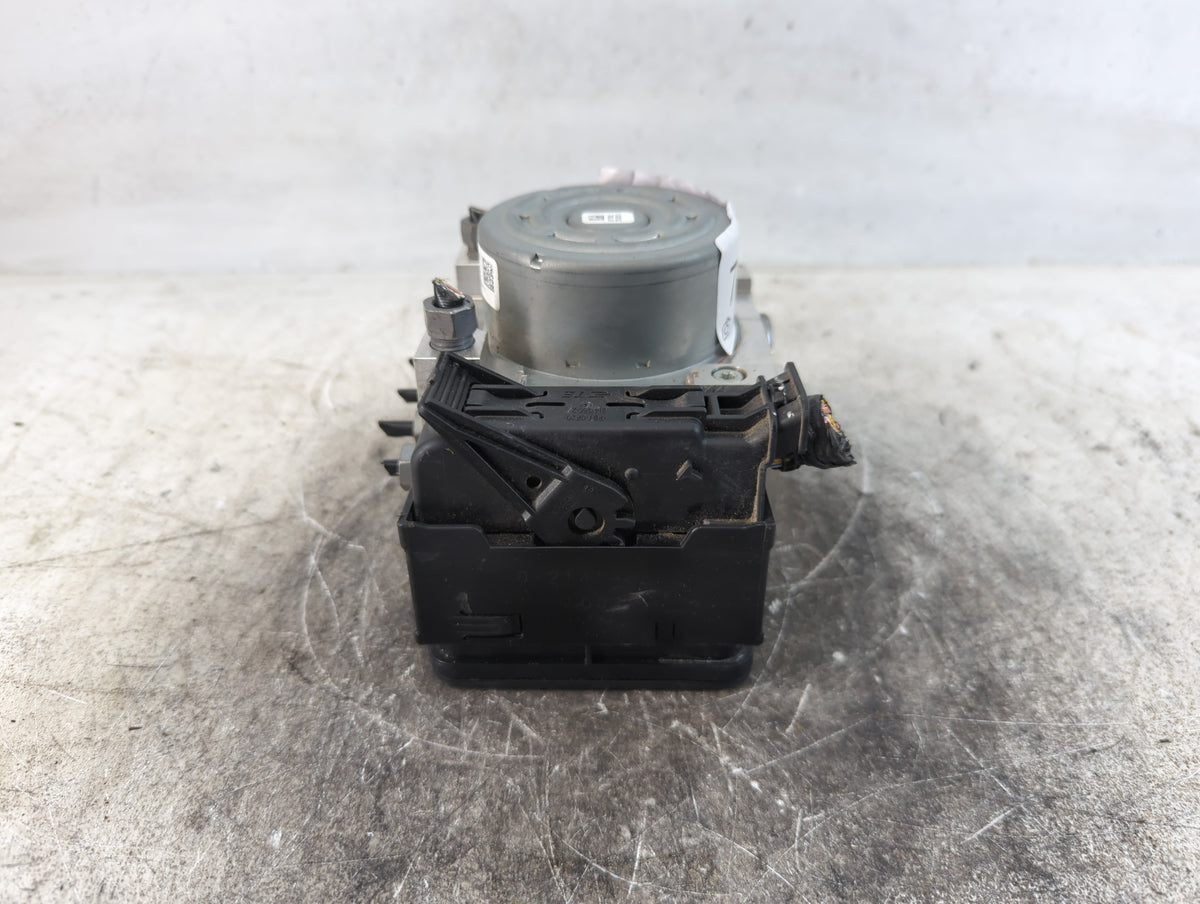 2019-2020 Ford Fusion Anti-Lock Brake ABS Pump Module Actuator OEM P/N:KG9C-2B373-LC Fits Fits 2019 2020 OEM Used Auto Parts