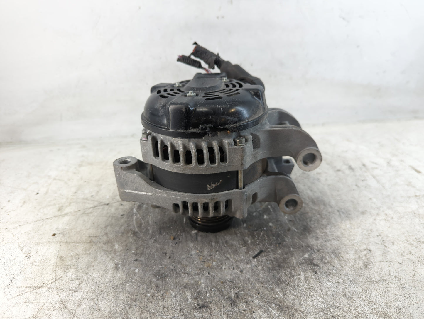 2016-2020 Ford Fusion Alternator Replacement Generator Charging Assembly Engine OEM P/N:HS7T-10300-AA Fits OEM Used Auto Par