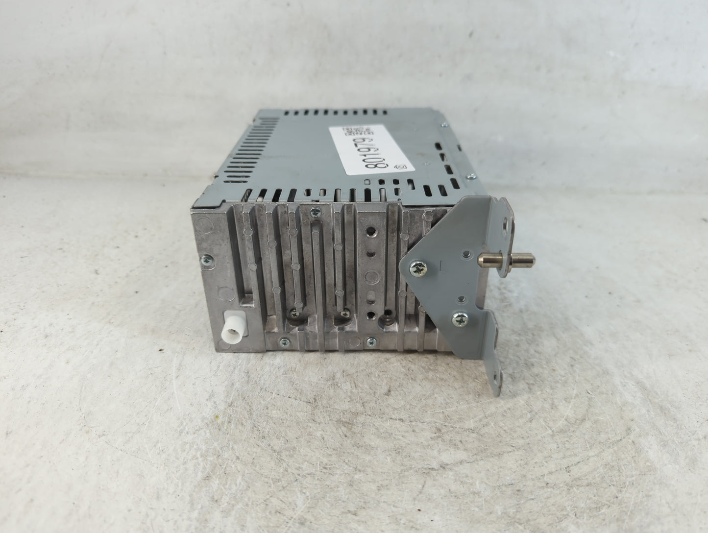 2019 Ford Fusion Radio AM FM Cd Player Receiver Replacement P/N:KS7T-18D818-AC Fits OEM Used Auto Parts - Oemusedautoparts1.