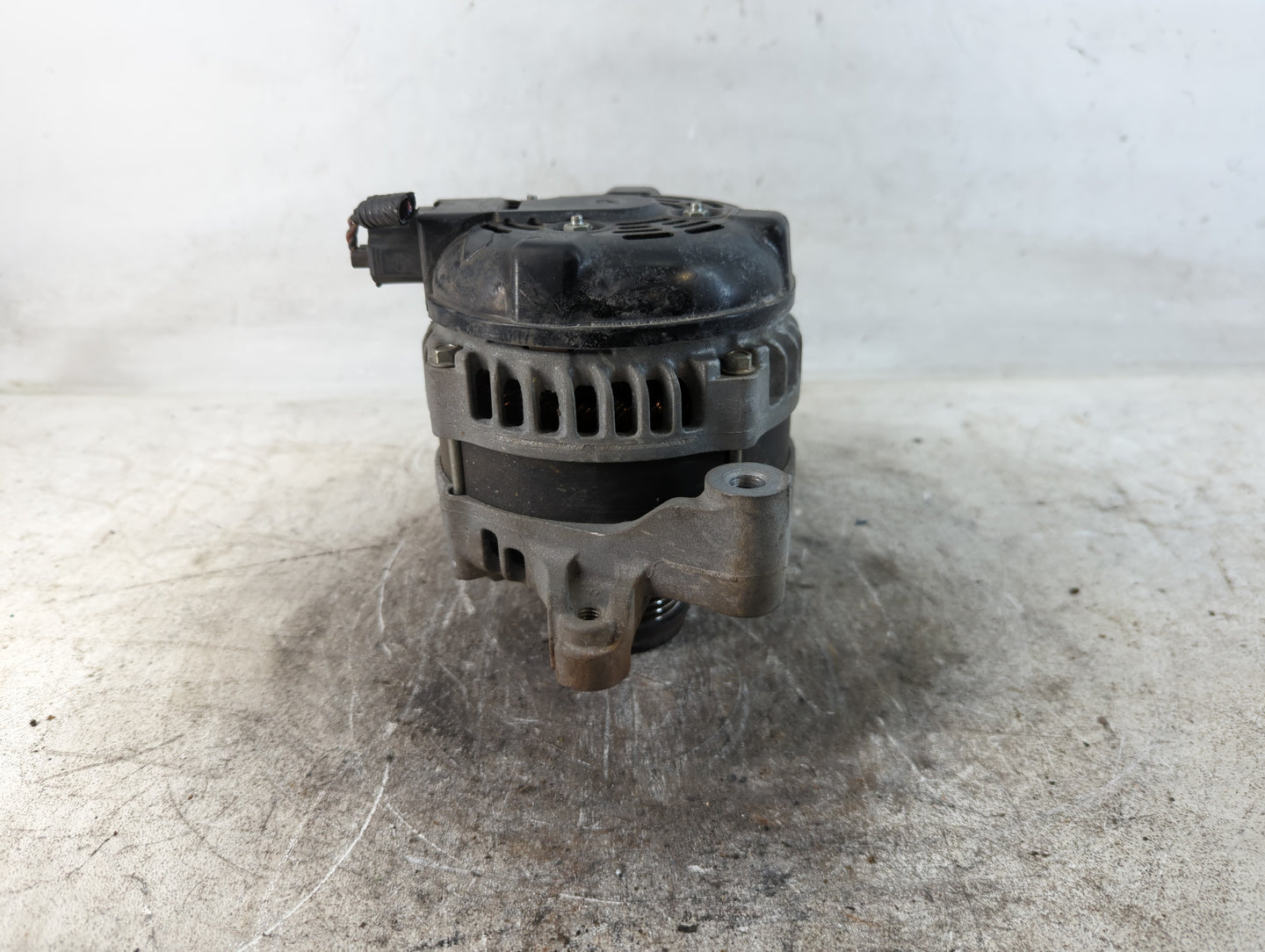 2016-2020 Ford Fusion Alternator Replacement Generator Charging Assembly Engine OEM P/N:HS7T-10300-AA Fits OEM Used Auto Par