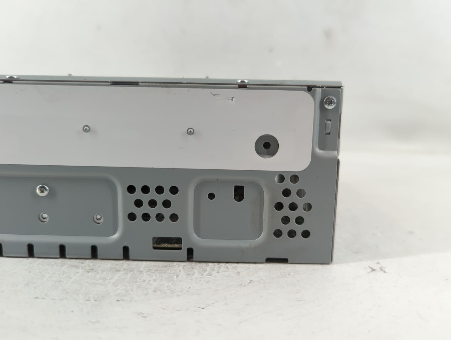 2019-2020 Ford Fusion Radio AM FM Cd Player Receiver Replacement P/N:CQ-HJ18N54MA Fits Fits 2019 2020 OEM Used Auto Parts - 