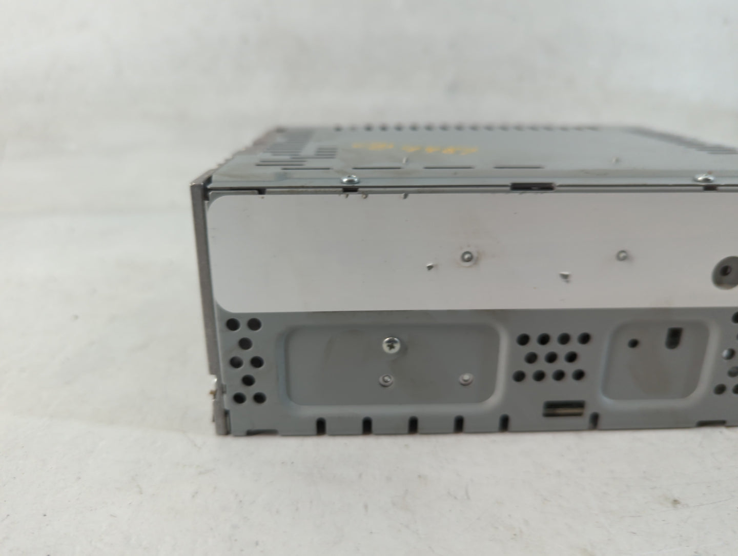 2019-2020 Ford Fusion Radio AM FM Cd Player Receiver Replacement P/N:KS7T-18D818-YB Fits Fits 2019 2020 OEM Used Auto Parts 