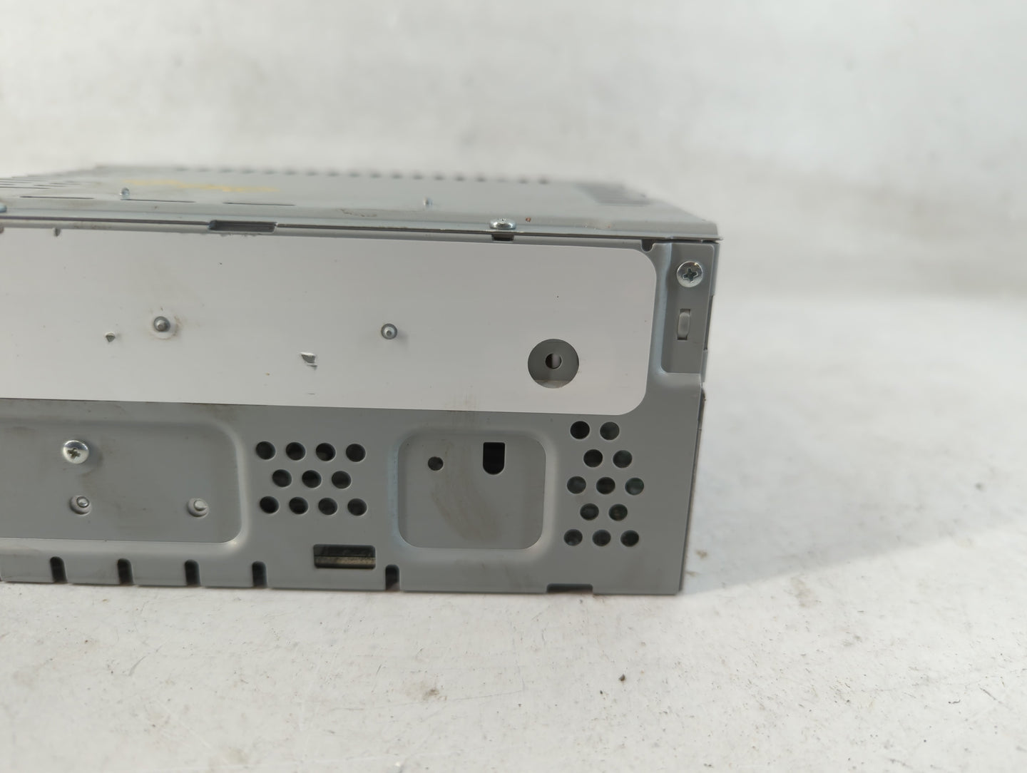 2019-2020 Ford Fusion Radio AM FM Cd Player Receiver Replacement P/N:KS7T-18D818-YB Fits Fits 2019 2020 OEM Used Auto Parts 