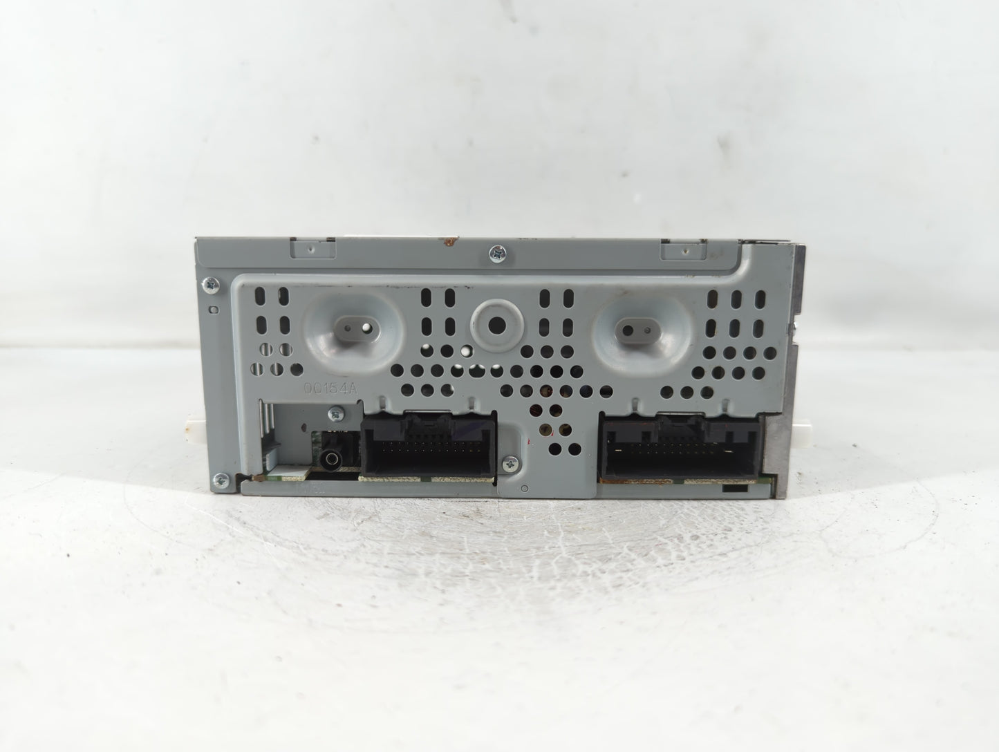 2019 Ford Fusion Radio AM FM Cd Player Receiver Replacement Fits OEM Used Auto Parts - Oemusedautoparts1.com