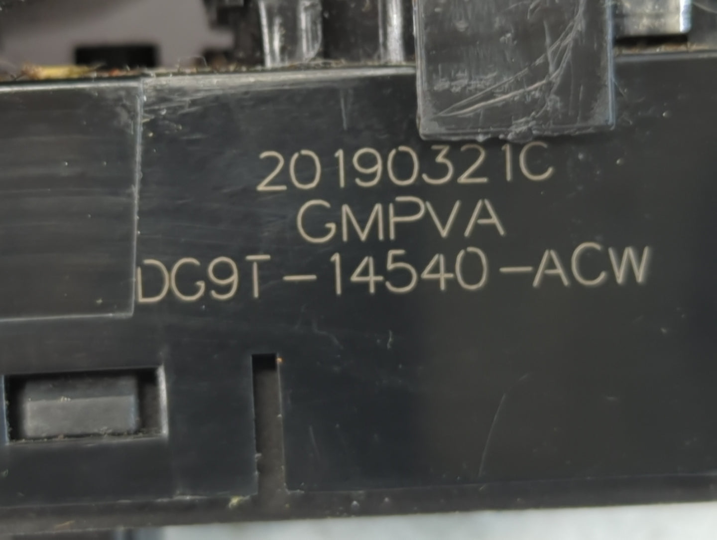 2013-2020 Ford Fusion Master Power Window Switch Replacement Driver Side Left P/N:20190321C DG9T-14540-ACW Fits OEM Used Aut