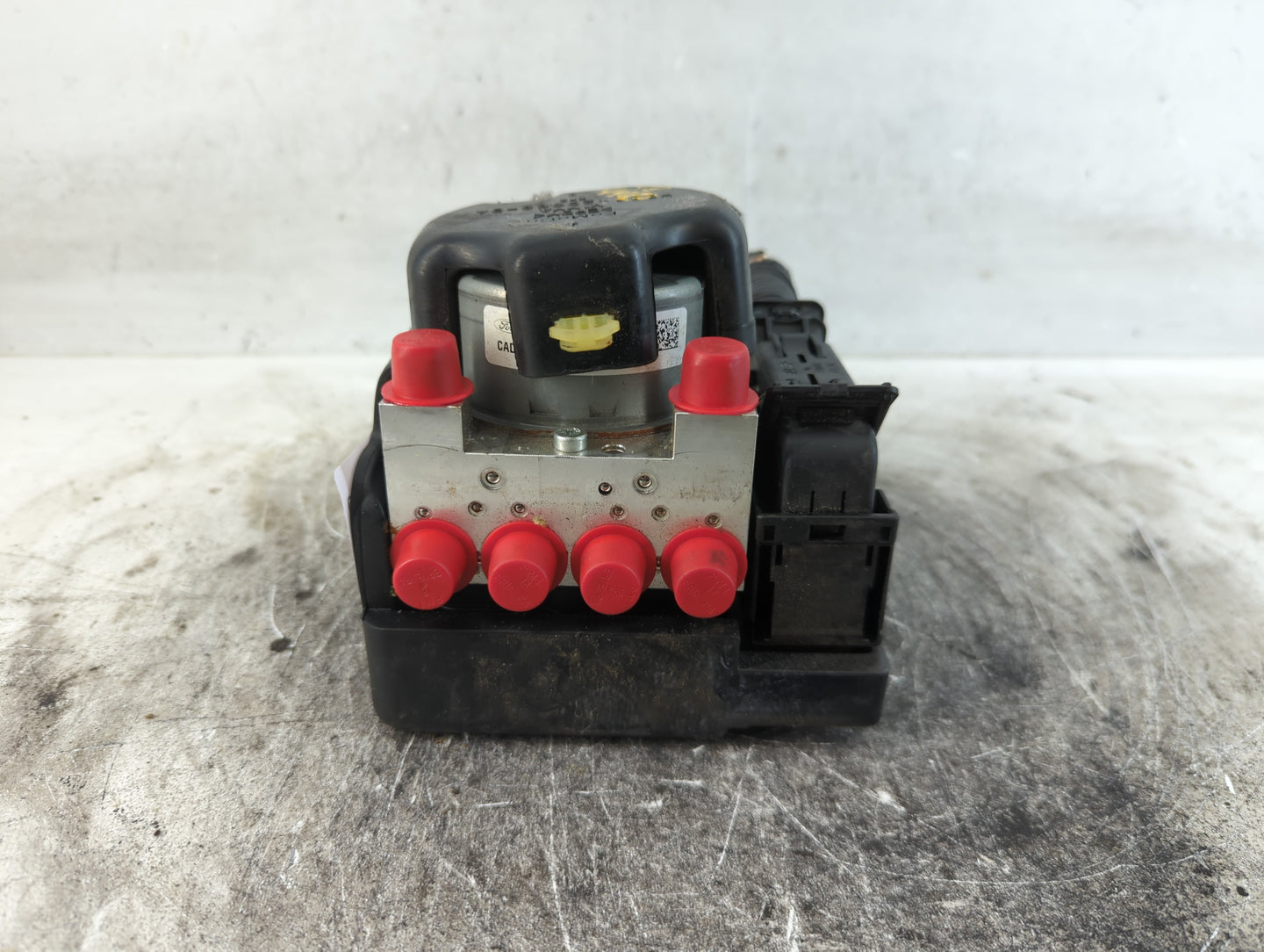 2019-2020 Ford Fusion ABS Pump Control Module Replacement P/N:KG9C-2B373-CC Fits Fits 2019 2020 OEM Used Auto Parts - Oemuse