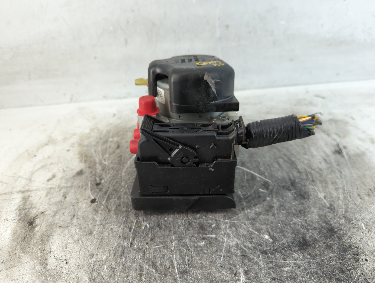 2019-2020 Ford Fusion Anti-Lock Brake ABS Pump Module Actuator OEM P/N:KG9C-2B373-CC Fits Fits 2019 2020 OEM Used Auto Parts