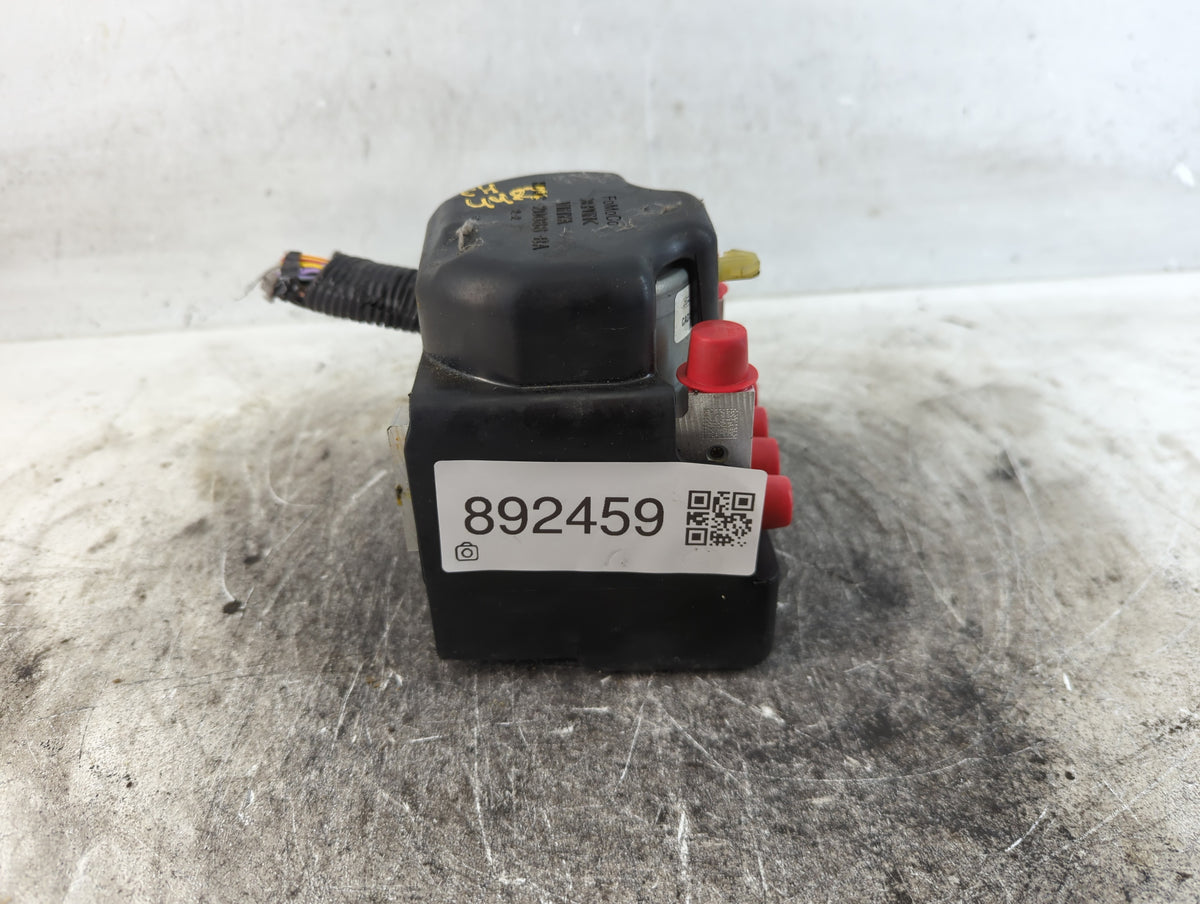 2019-2020 Ford Fusion Anti-Lock Brake ABS Pump Module Actuator OEM P/N:KG9C-2B373-CC Fits Fits 2019 2020 OEM Used Auto Parts