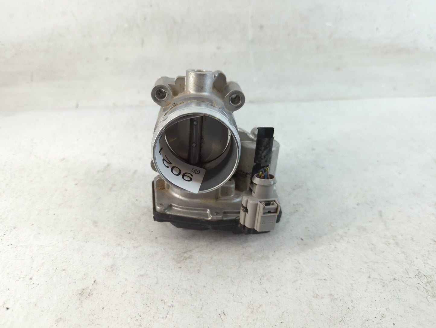 2014-2020 Ford Fusion Throttle Body P/N:DS7G-9F991-CA Fits Fits 2014 2015 2016 2017 2018 2019 2020 OEM Used Auto Parts - Oem