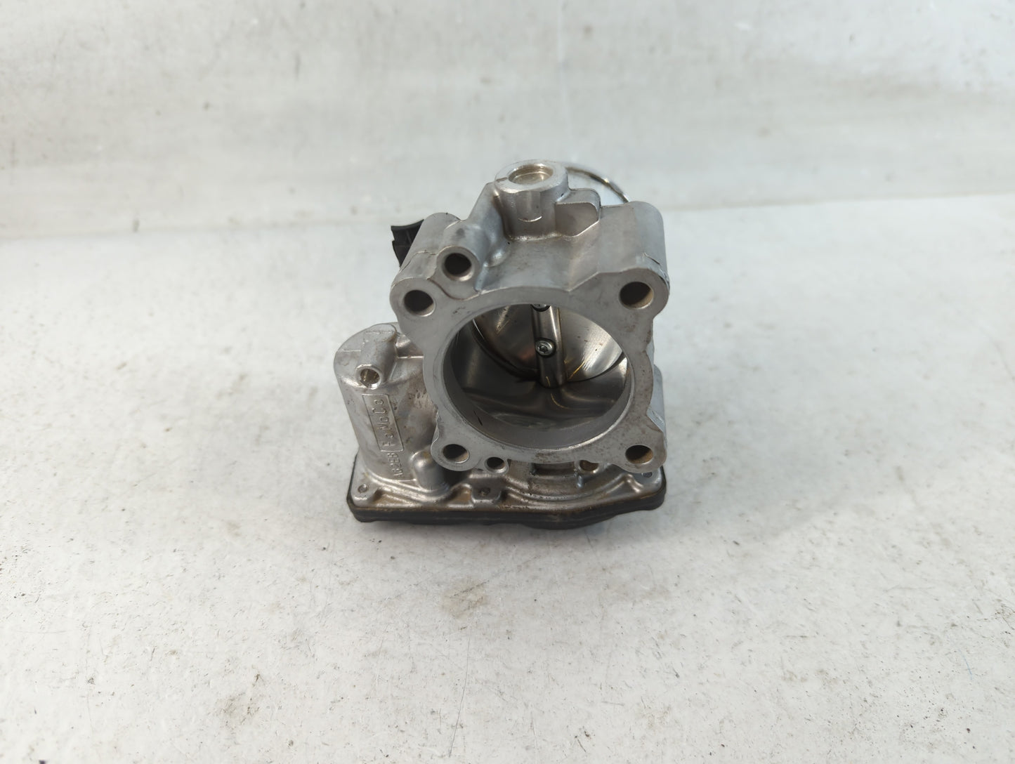2014-2020 Ford Fusion Throttle Body P/N:DS7G-9F991-CA Fits Fits 2014 2015 2016 2017 2018 2019 2020 OEM Used Auto Parts - Oem