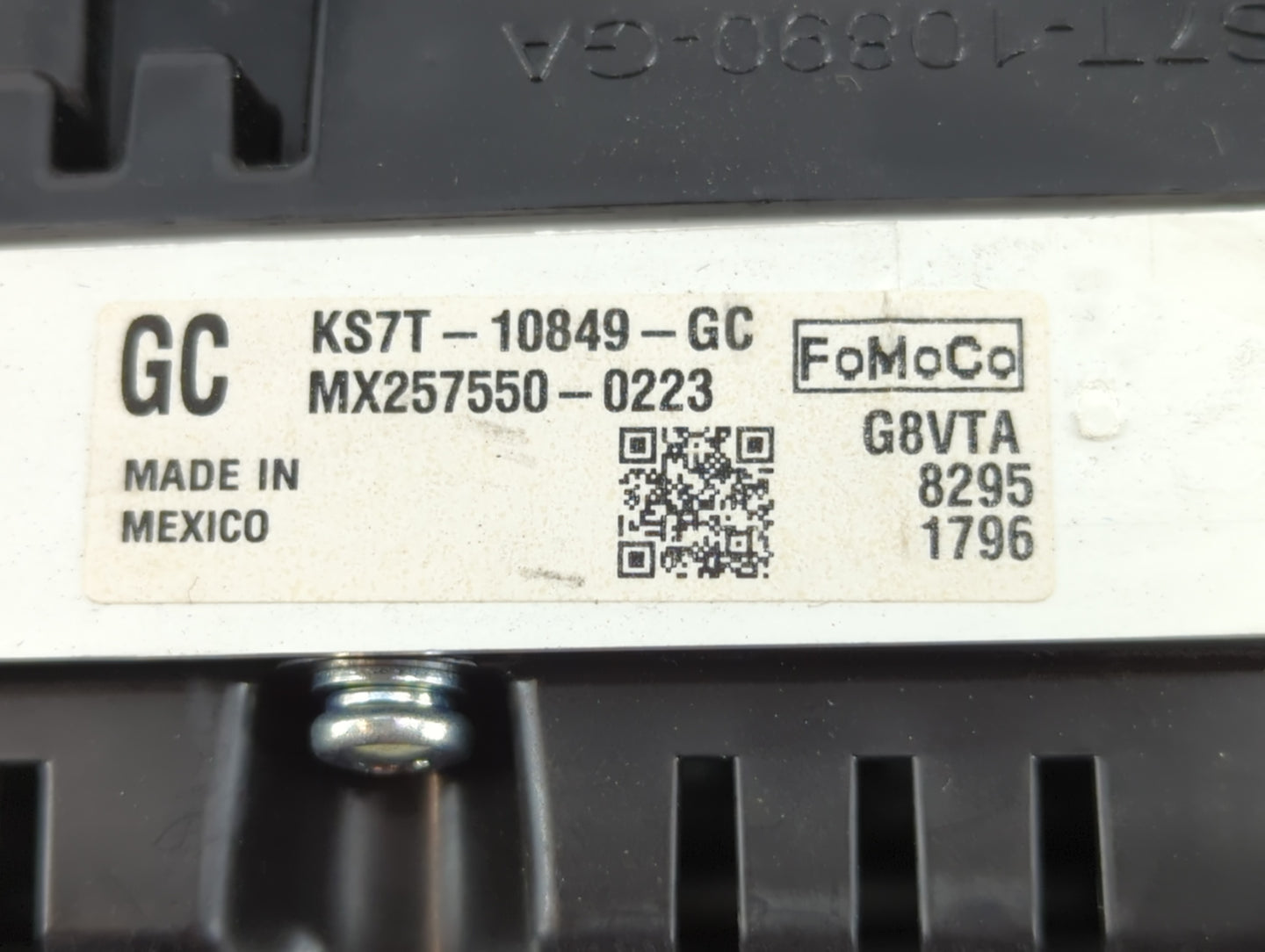 2019-2020 Ford Fusion Instrument Cluster Speedometer Gauges P/N:KS7T-10849-GC Fits Fits 2019 2020 OEM Used Auto Parts - Oemu