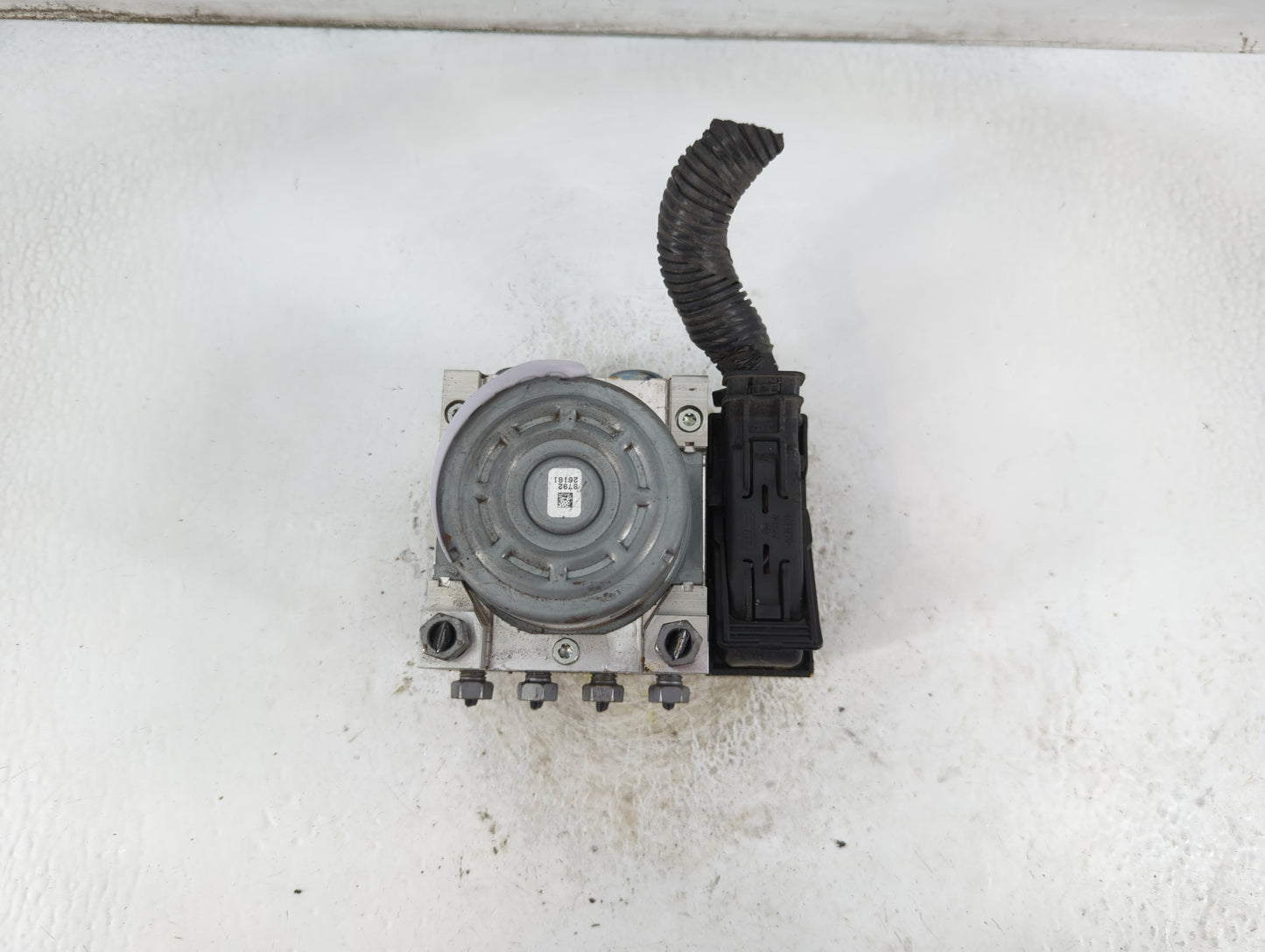 2019-2020 Ford Fusion ABS Pump Control Module Replacement P/N:KG9C-2B373-LC Fits Fits 2019 2020 OEM Used Auto Parts - Oemuse