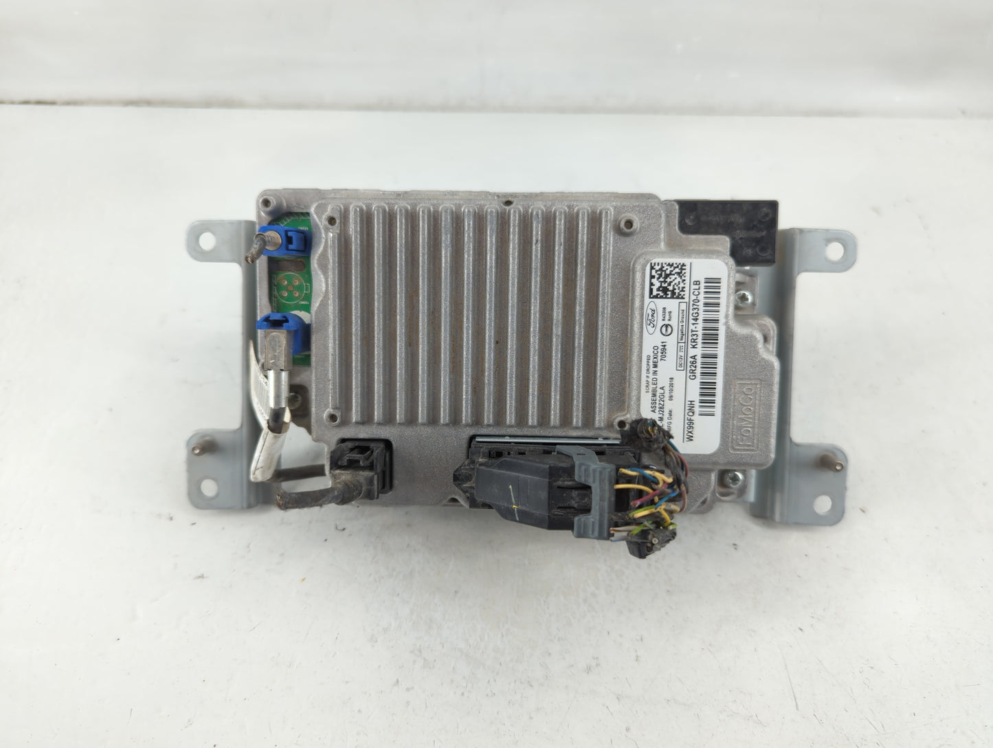 2015-2019 Ford Mustang Information Display Screen - Oemusedautoparts1.com