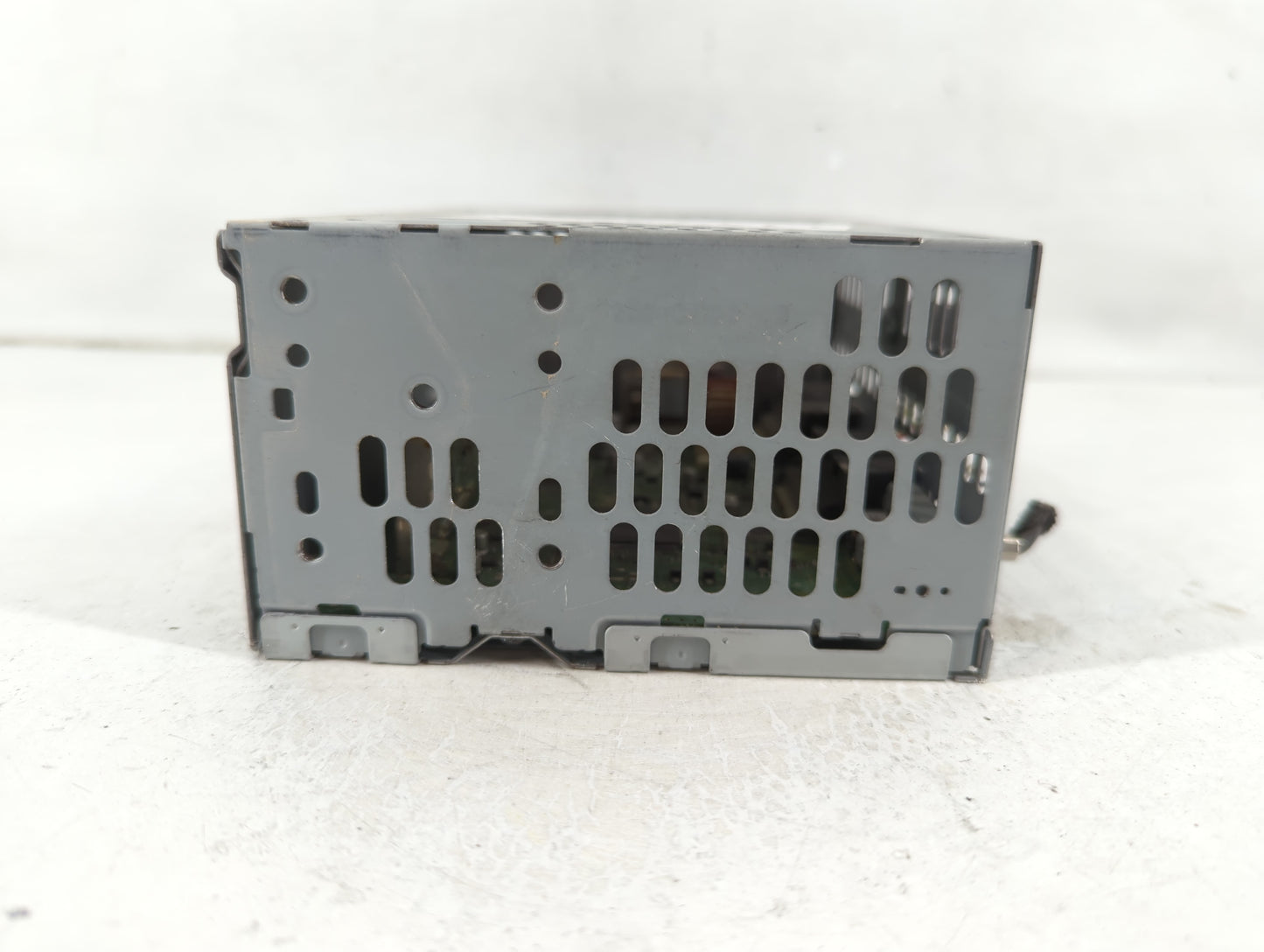 2019 Ford Mustang Radio AM FM Cd Player Receiver Replacement Fits OEM Used Auto Parts - Oemusedautoparts1.com