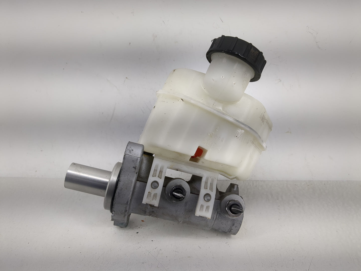 2015-2022 Ford Mustang Brake Master Cylinder - Oemusedautoparts1.com