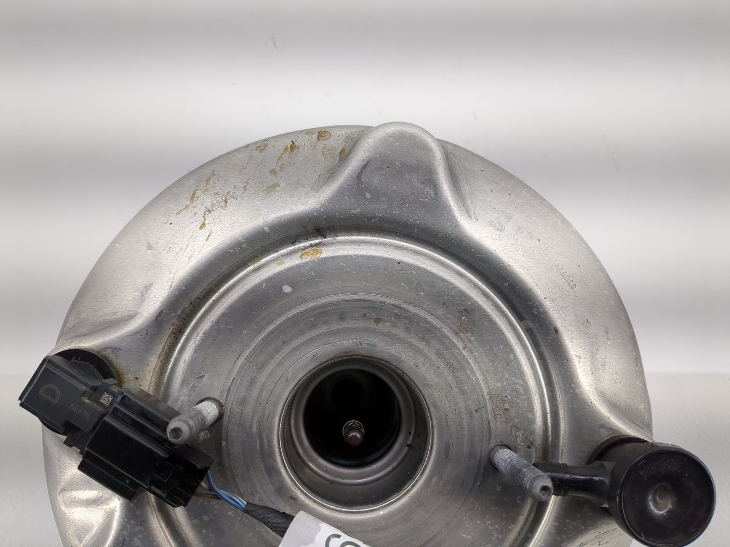 2018-2020 Ford Mustang Power Brake Booster Oem 1208693 - Oemusedautoparts1.com