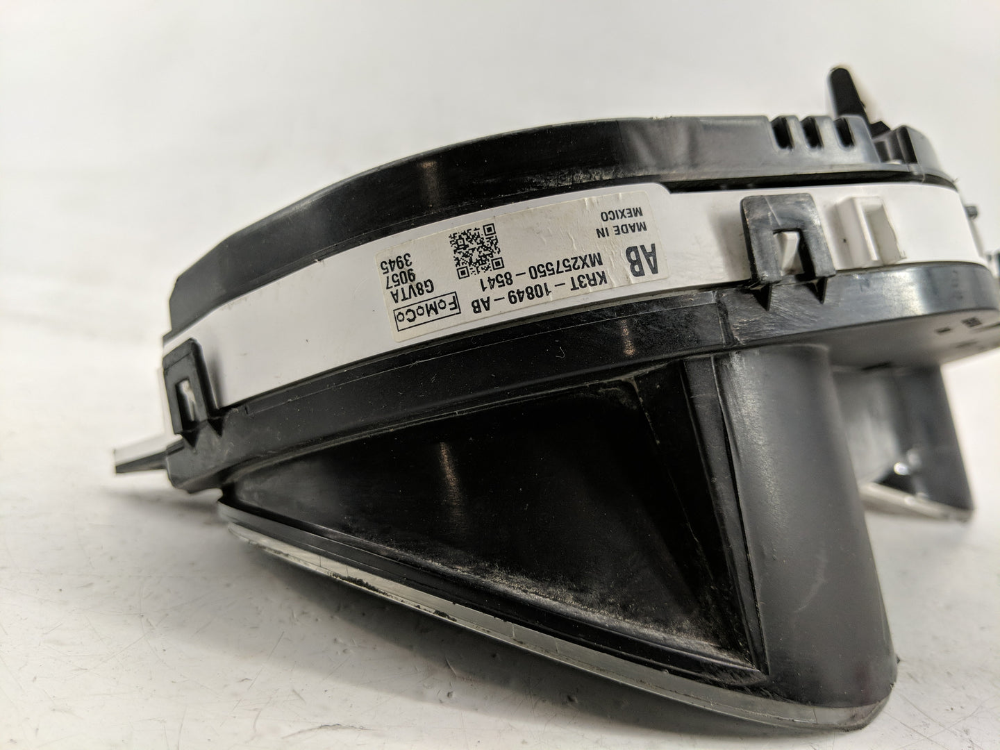 2019-2020 Ford Mustang Instrument Cluster Speedometer Gauges P/N:MX257550-8541 KR3T-10849-AB Fits Fits 2019 2020 OEM Used Au