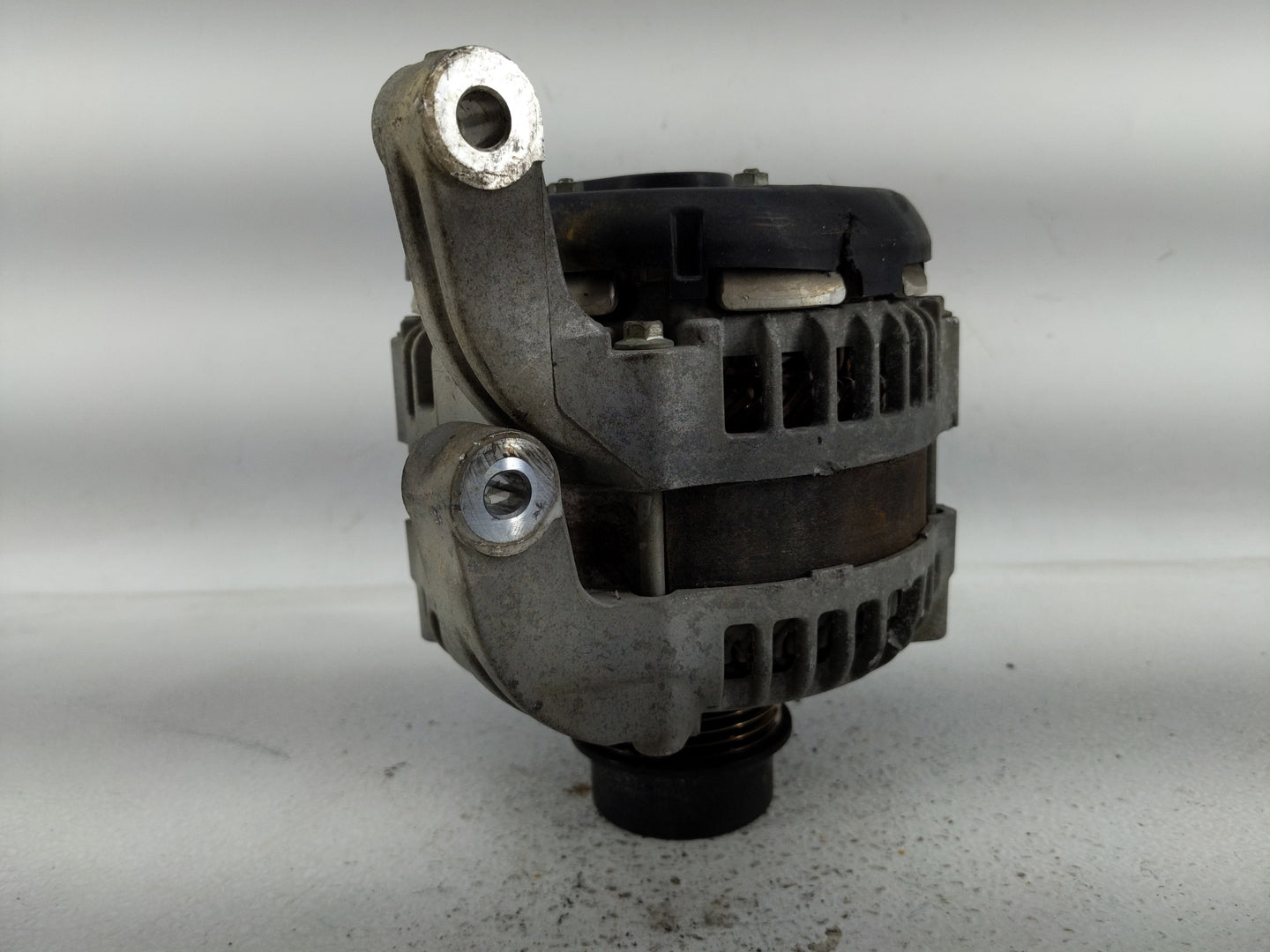 2016-2022 Ford Mustang Alternator Replacement Generator Charging Assembly Engine OEM P/N:GR3T-10300-AB Fits OEM Used Auto Pa