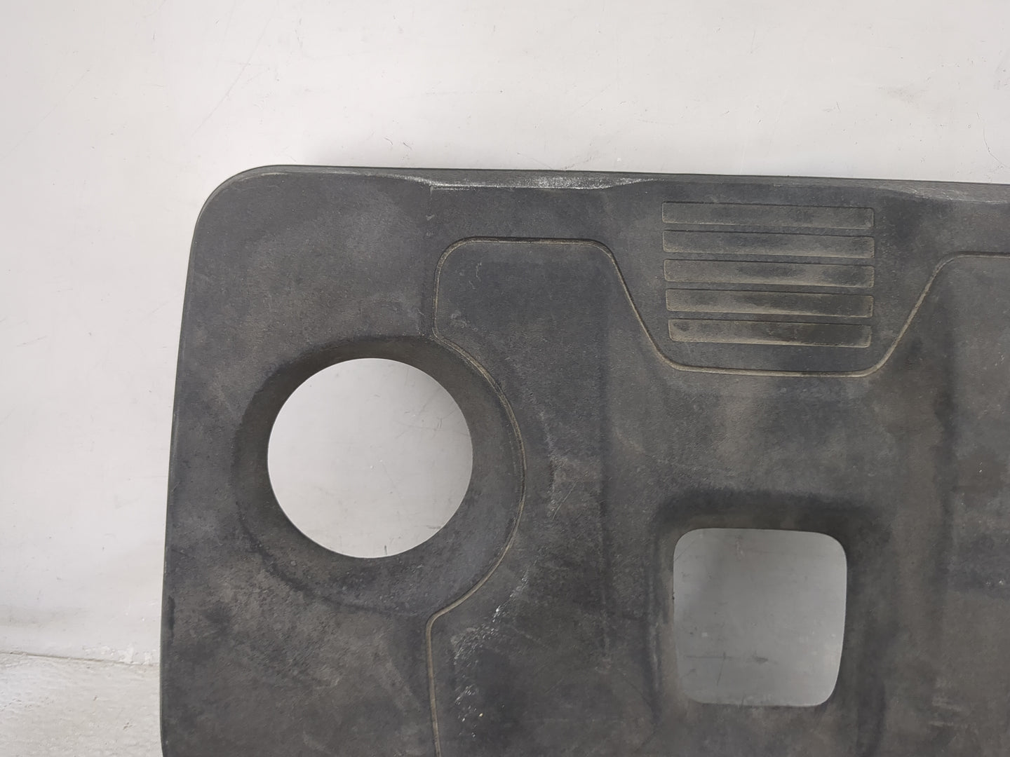 2019 Ford Mustang Engine Cover 1266906 - Oemusedautoparts1.com