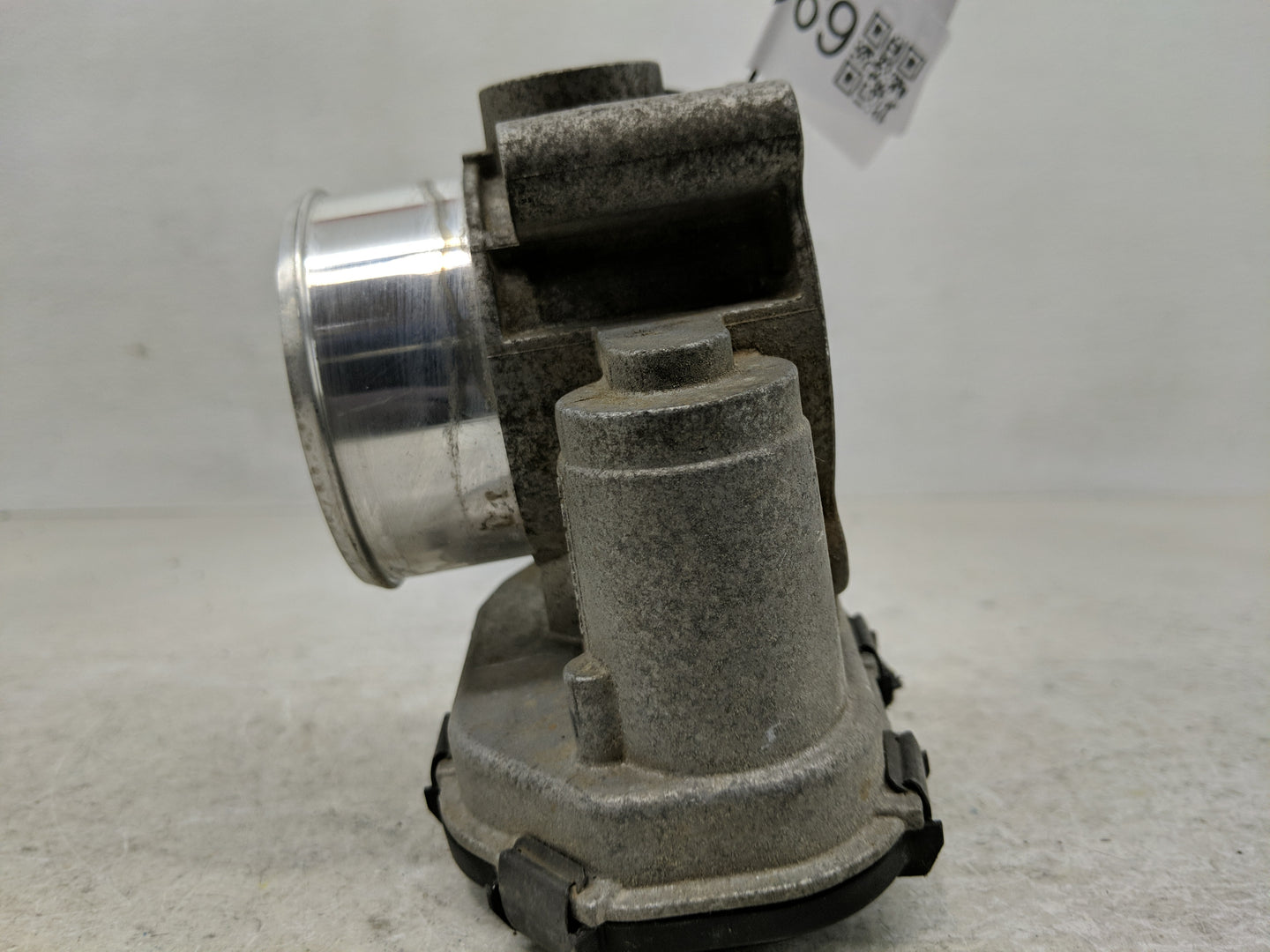 2018-2022 Ford Mustang Throttle Body Fits Fits 2018 2019 2020 2021 2022 OEM Used Auto Parts - Oemusedautoparts1.com