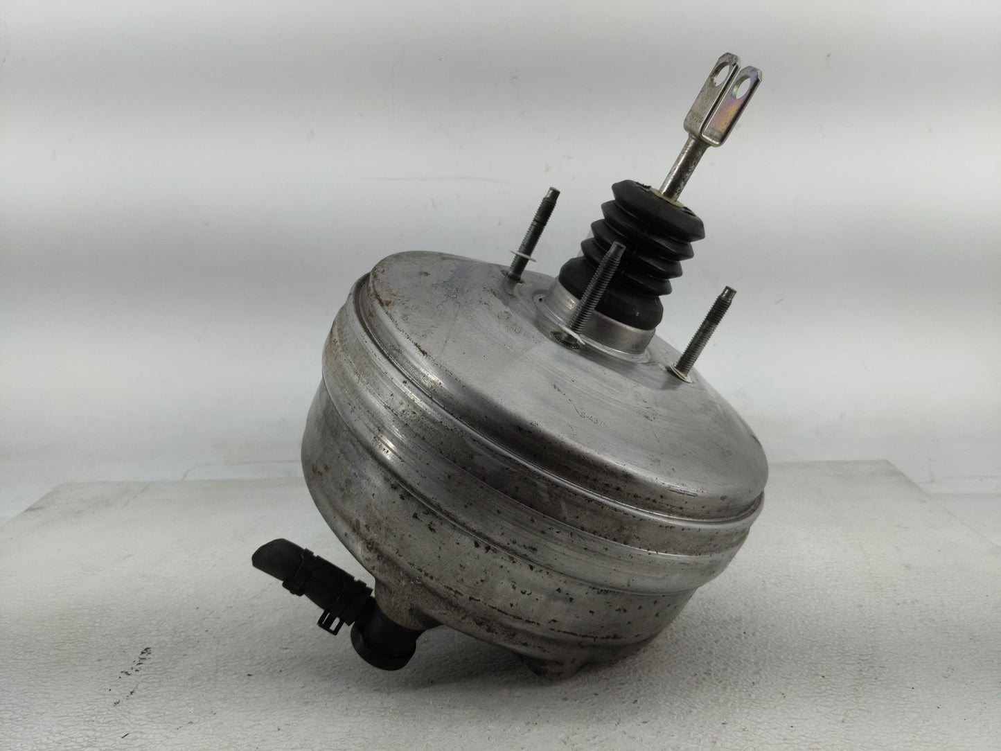 2018-2022 Ford Mustang Power Brake Booster Oem - Oemusedautoparts1.com
