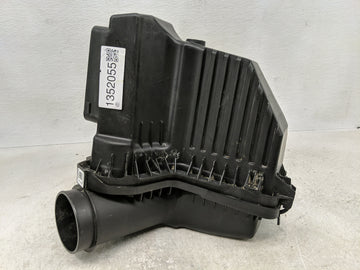 2018-2022 Ford Mustang Air Cleaner Intake-duct Hose Tube 1352055 - Oemusedautoparts1.com