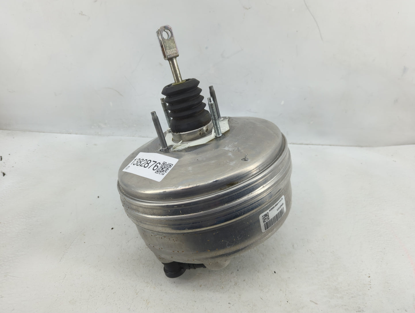 2018-2022 Ford Mustang Power Brake Booster Oem 1382876 - Oemusedautoparts1.com