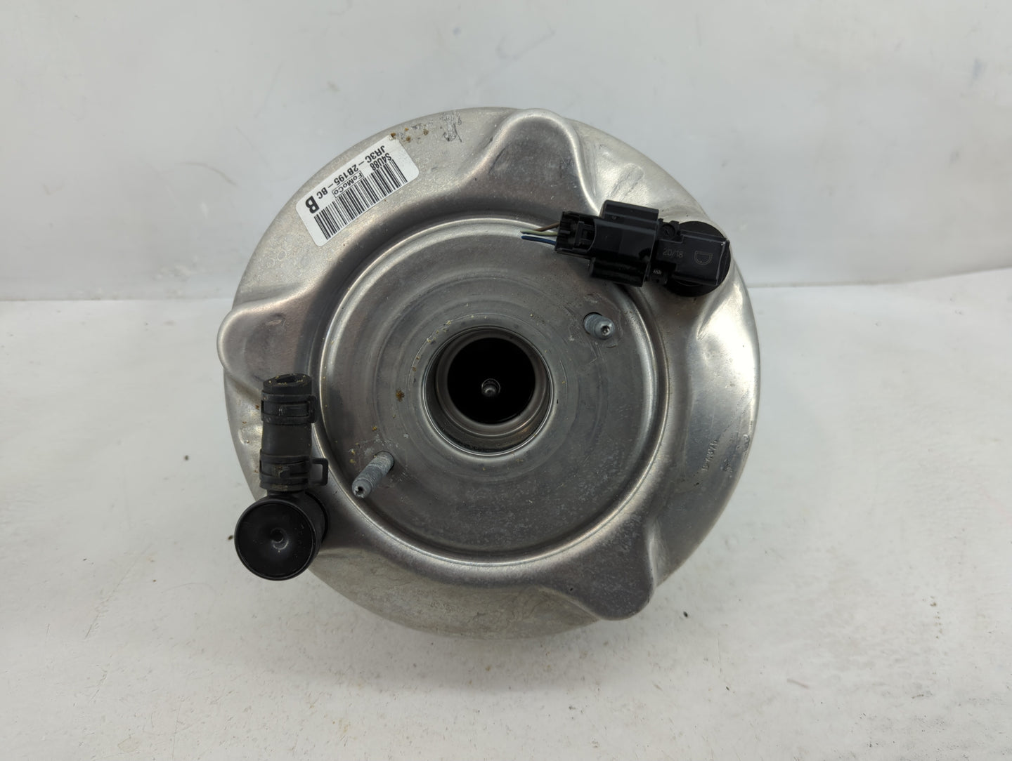 2018-2022 Ford Mustang Power Brake Booster Oem 1382876 - Oemusedautoparts1.com